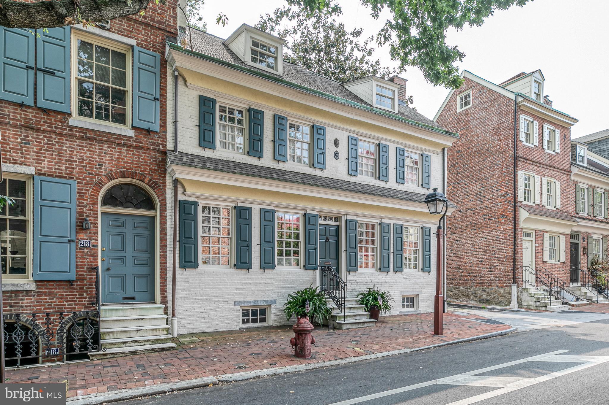 SOCIETY HILL - Residential