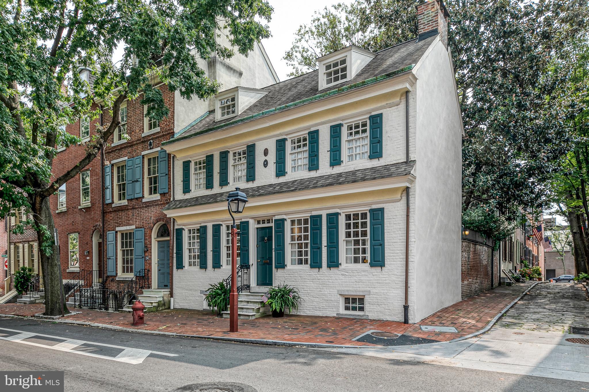 SOCIETY HILL - Residential