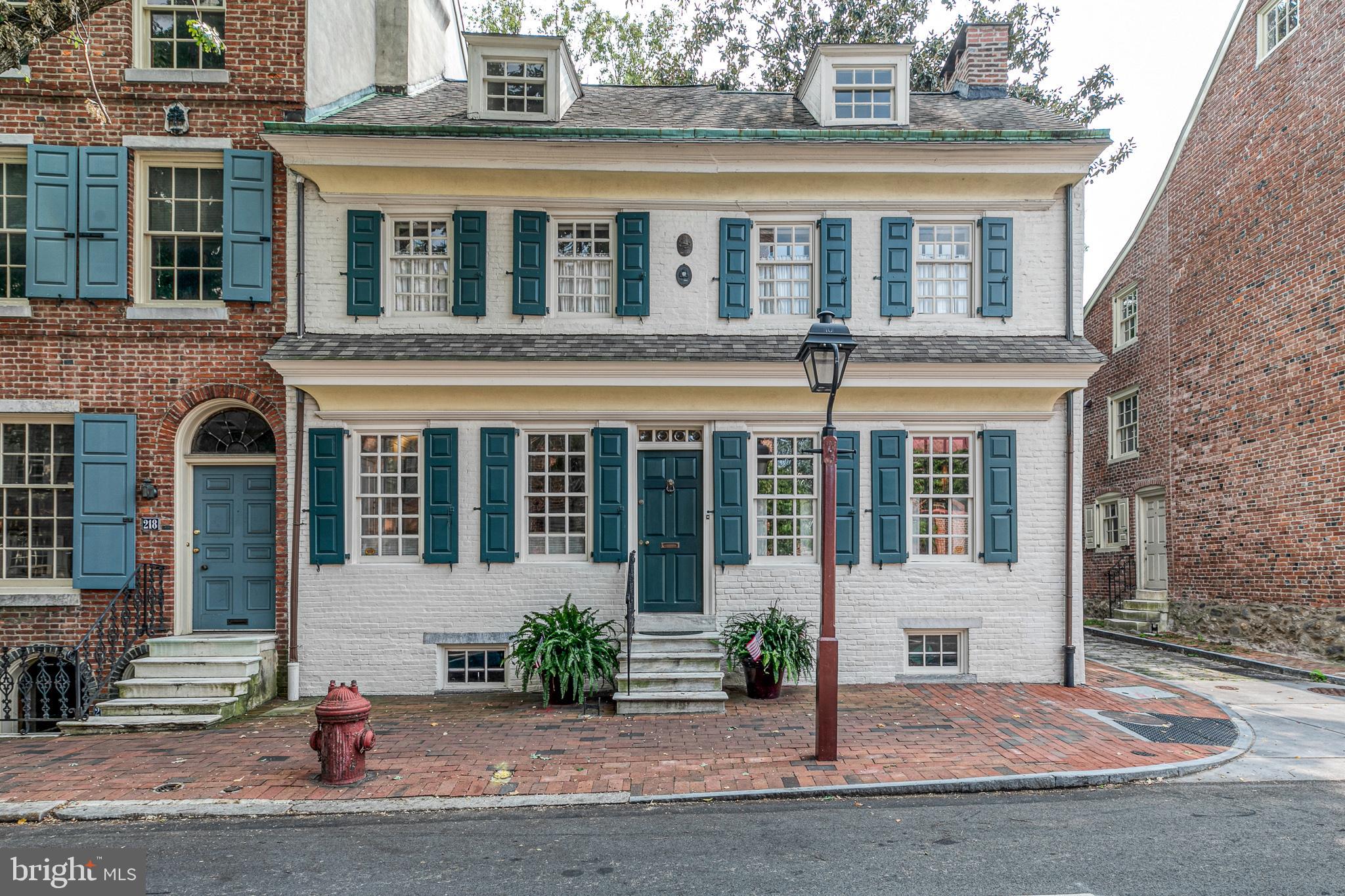 SOCIETY HILL - Residential