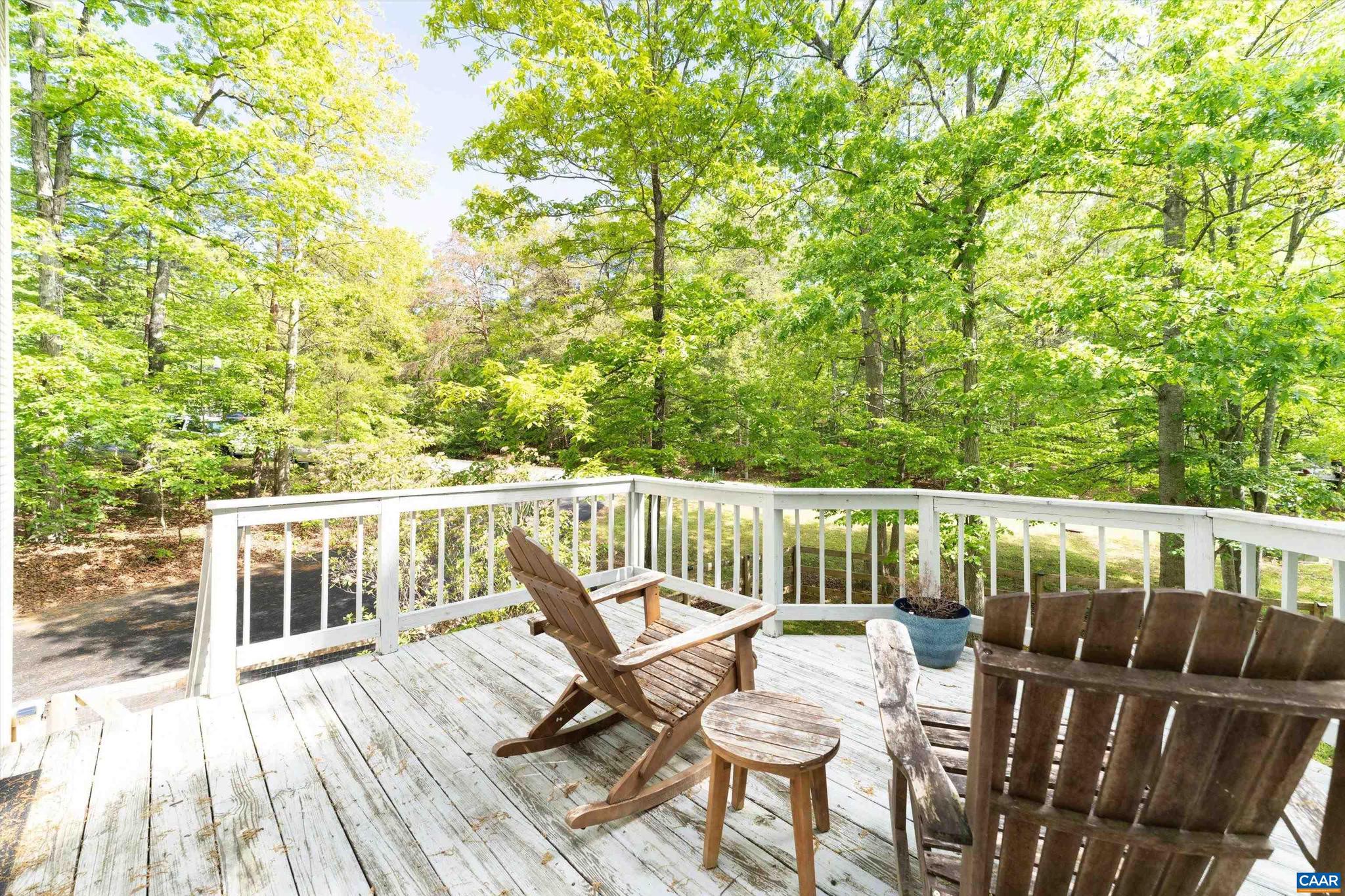 LAKE MONTICELLO - Residential