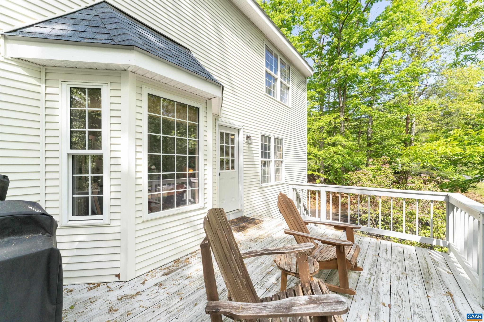 LAKE MONTICELLO - Residential