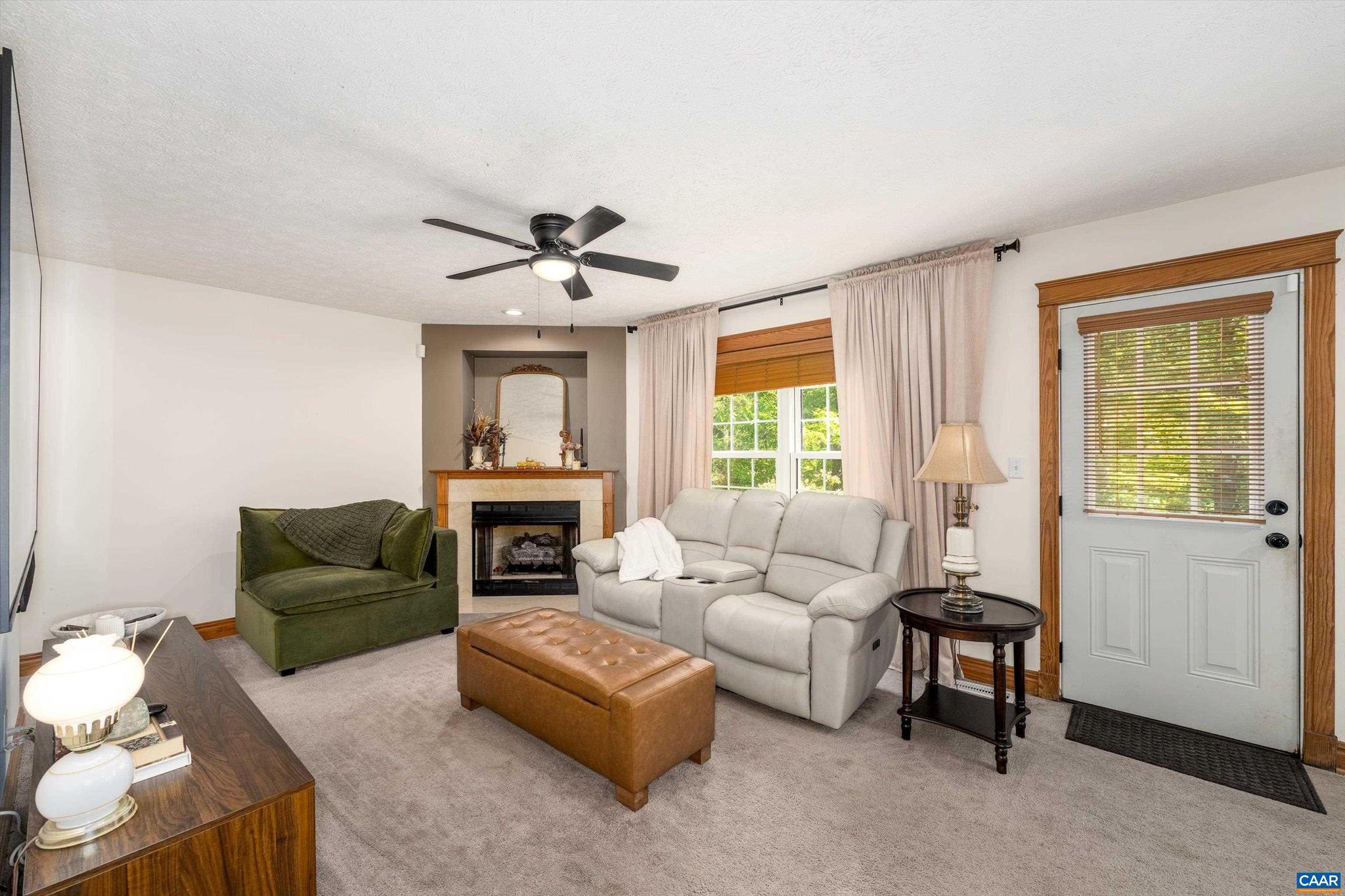 LAKE MONTICELLO - Residential