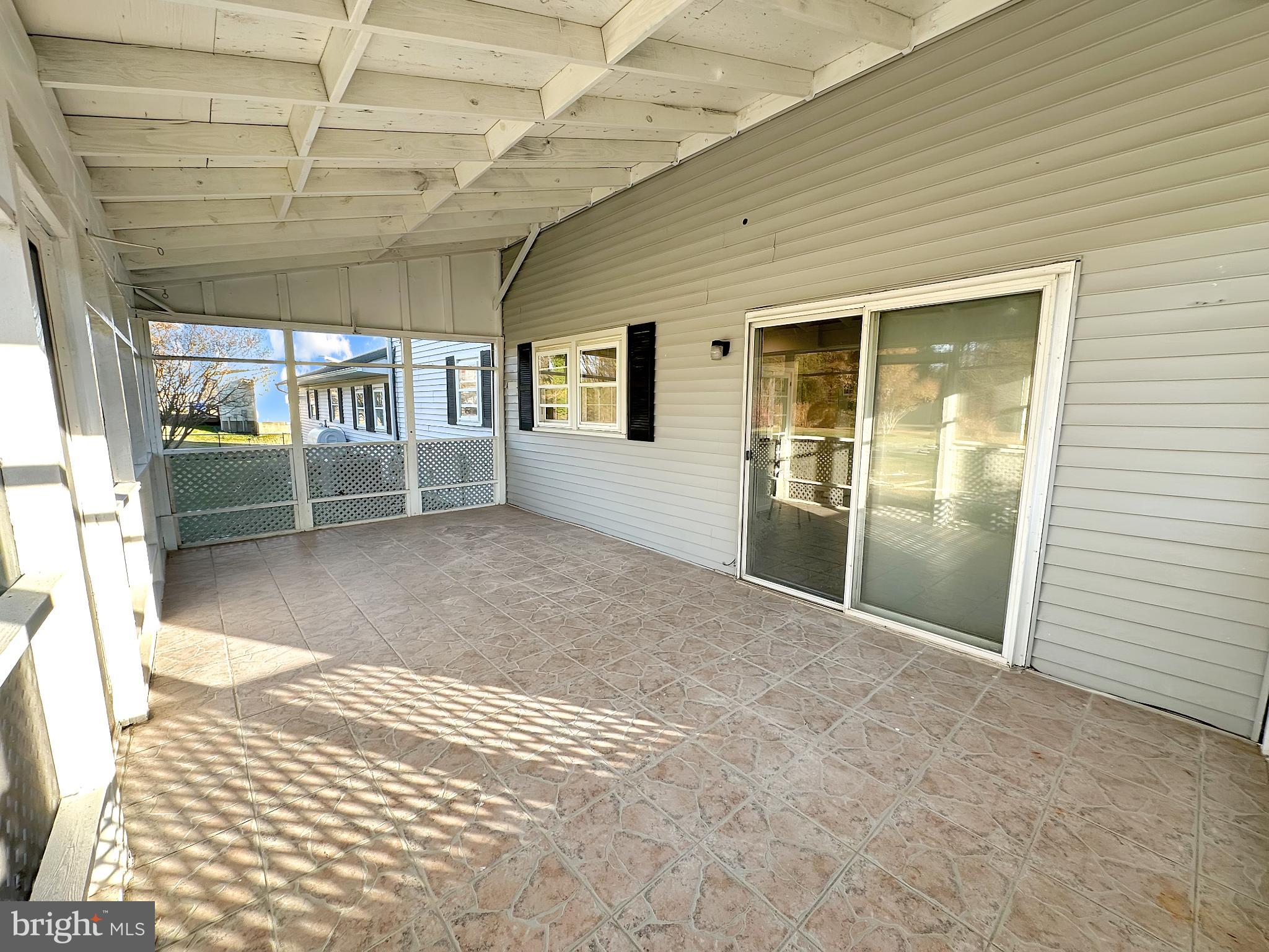 KENT ISLAND ESTATES - Residential