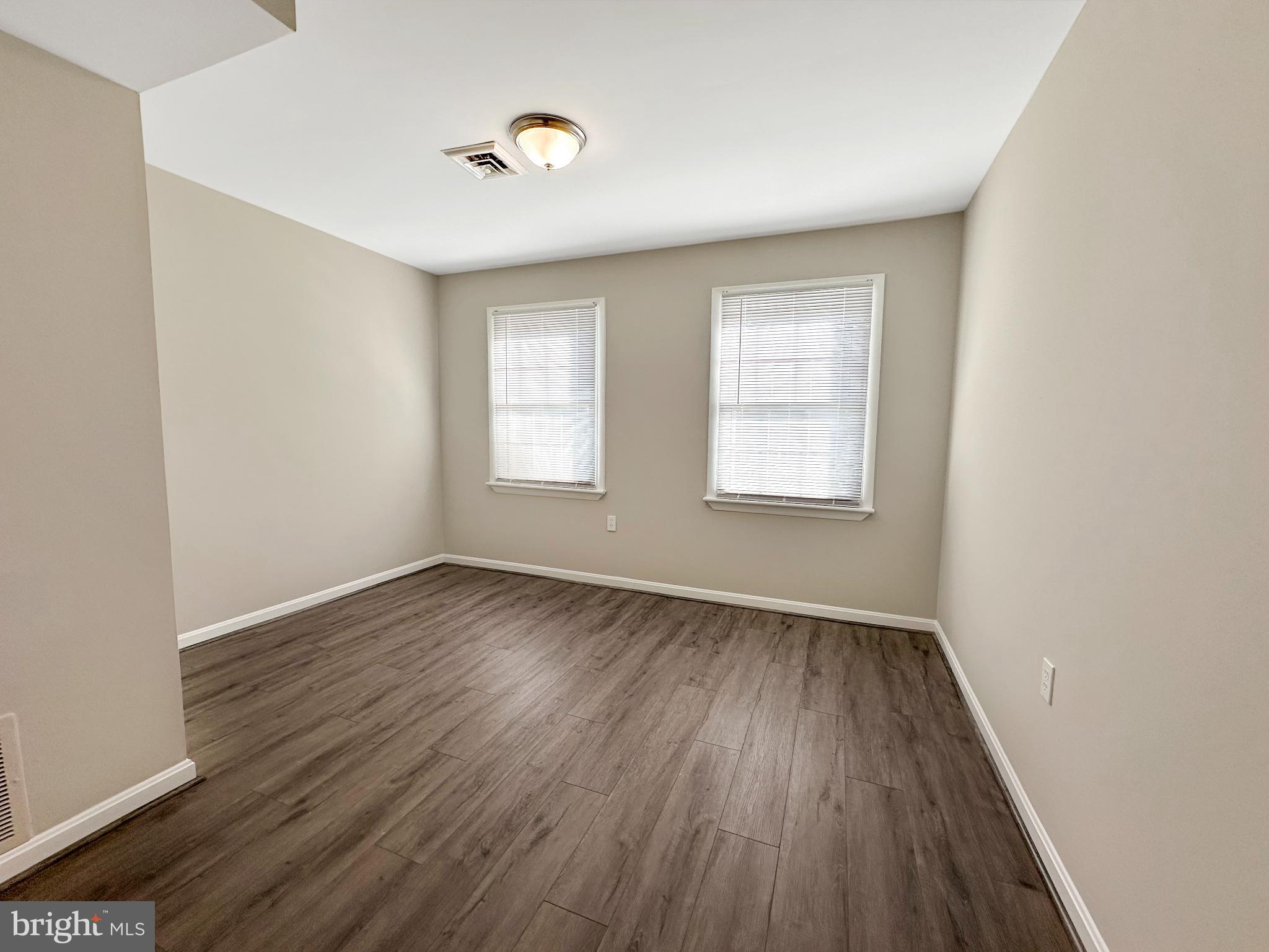 KENT ISLAND ESTATES - Residential