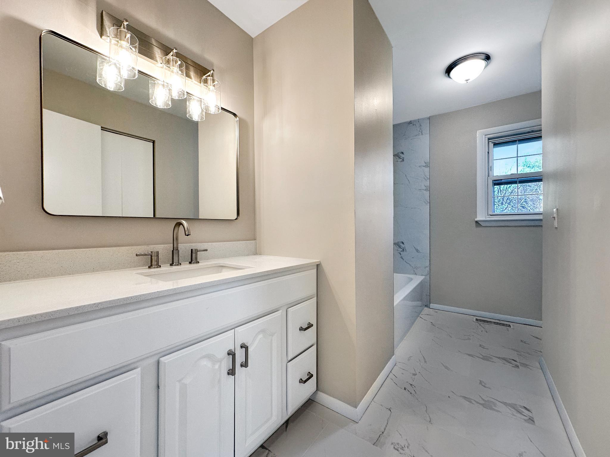 KENT ISLAND ESTATES - Residential