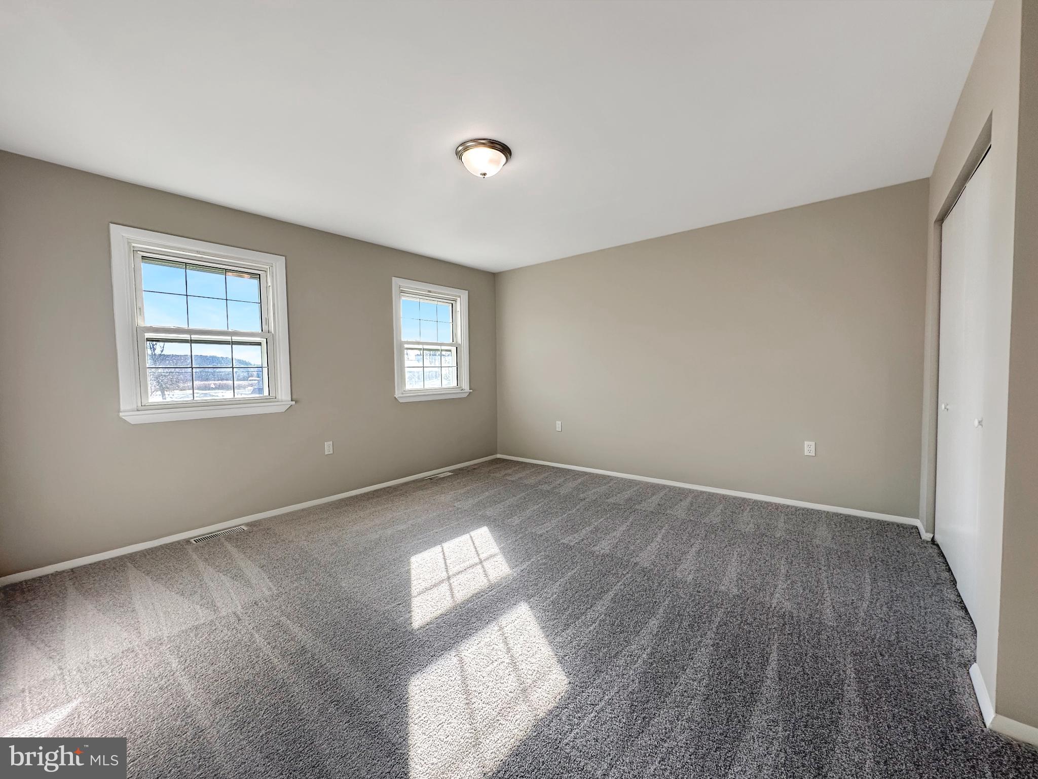 KENT ISLAND ESTATES - Residential