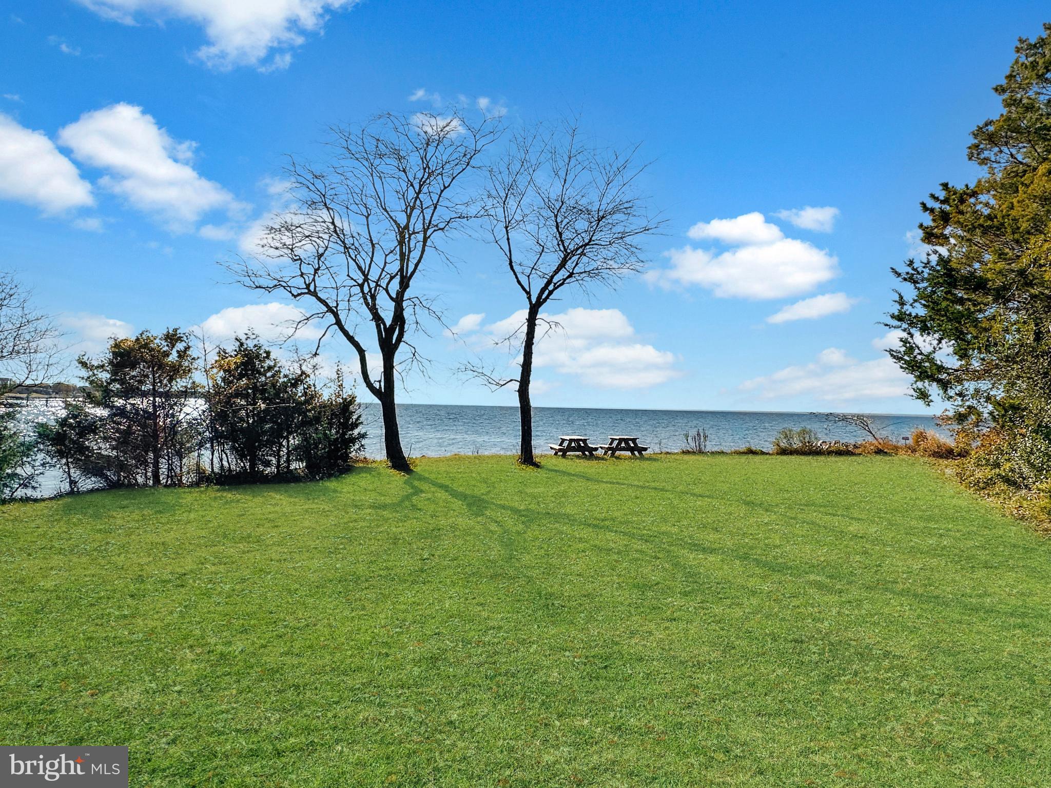 KENT ISLAND ESTATES - Residential