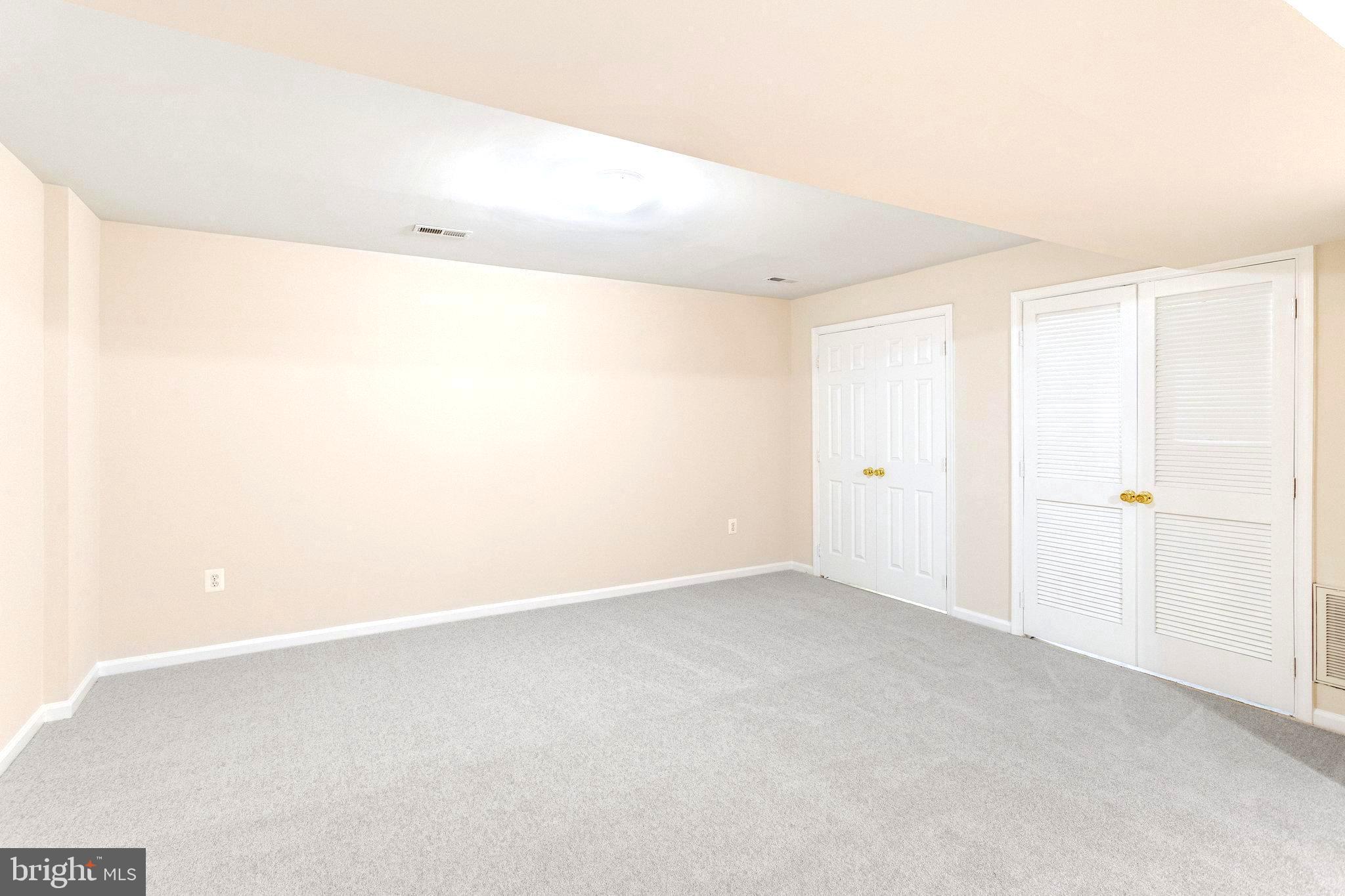 LIBERTY PLACE - Residential