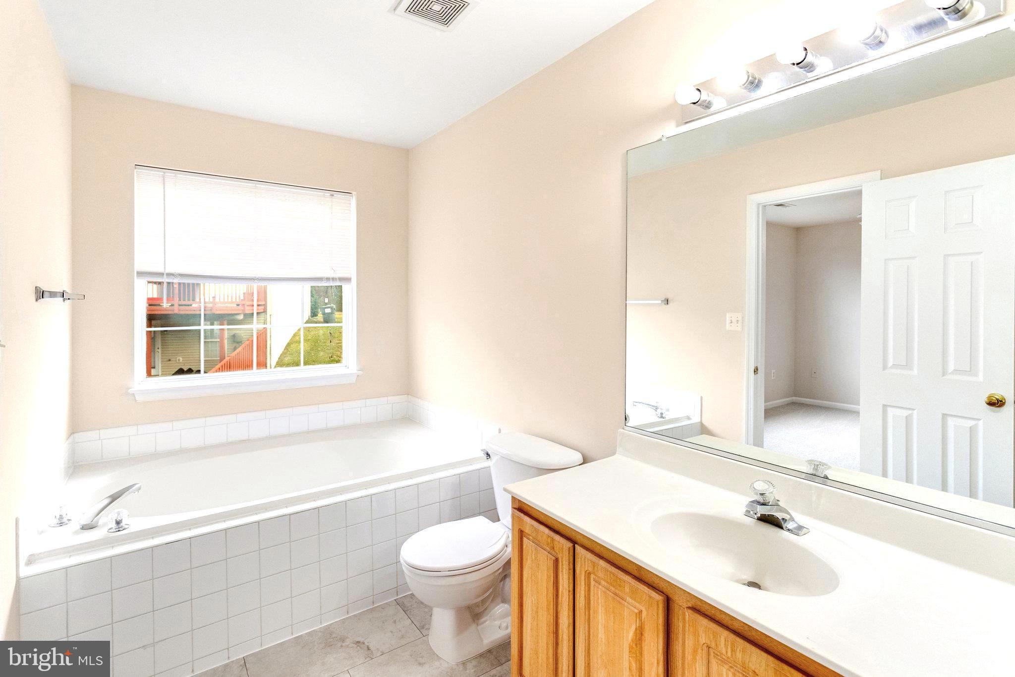 LIBERTY PLACE - Residential