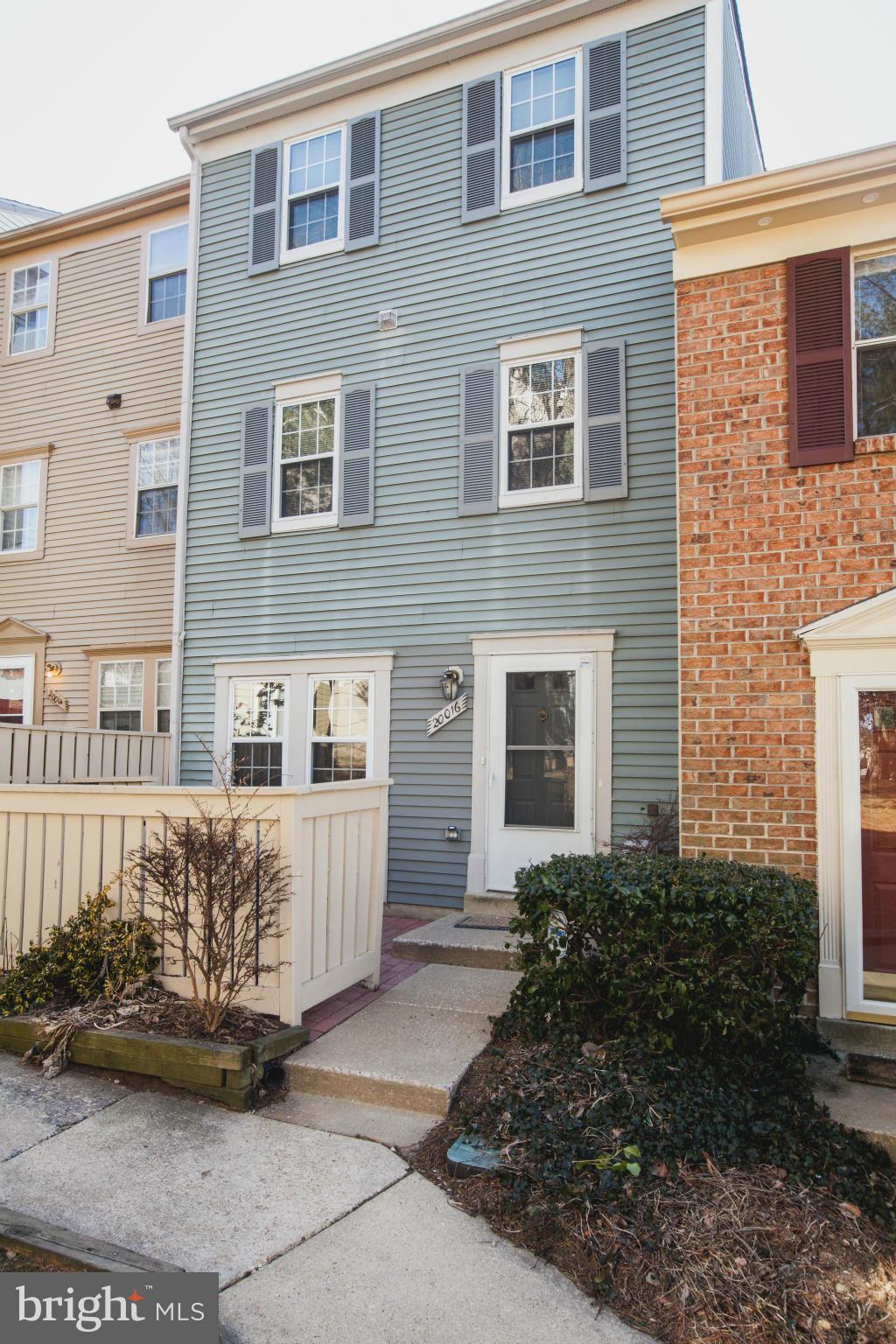 Charming, well maintained 3 bedroom, 2 bath condo/townhouse. NEW carpet and freshly painted. NEW stainless steel appliances, ceramic tile floors, counter tops, back splash, and electrical plugs/switches/lighting, newer windows, and so much more. Commuter friendly to I-270 and shopping. Close access to public transportation. Community offers pool, tot lots etc. Don't let this one get away!