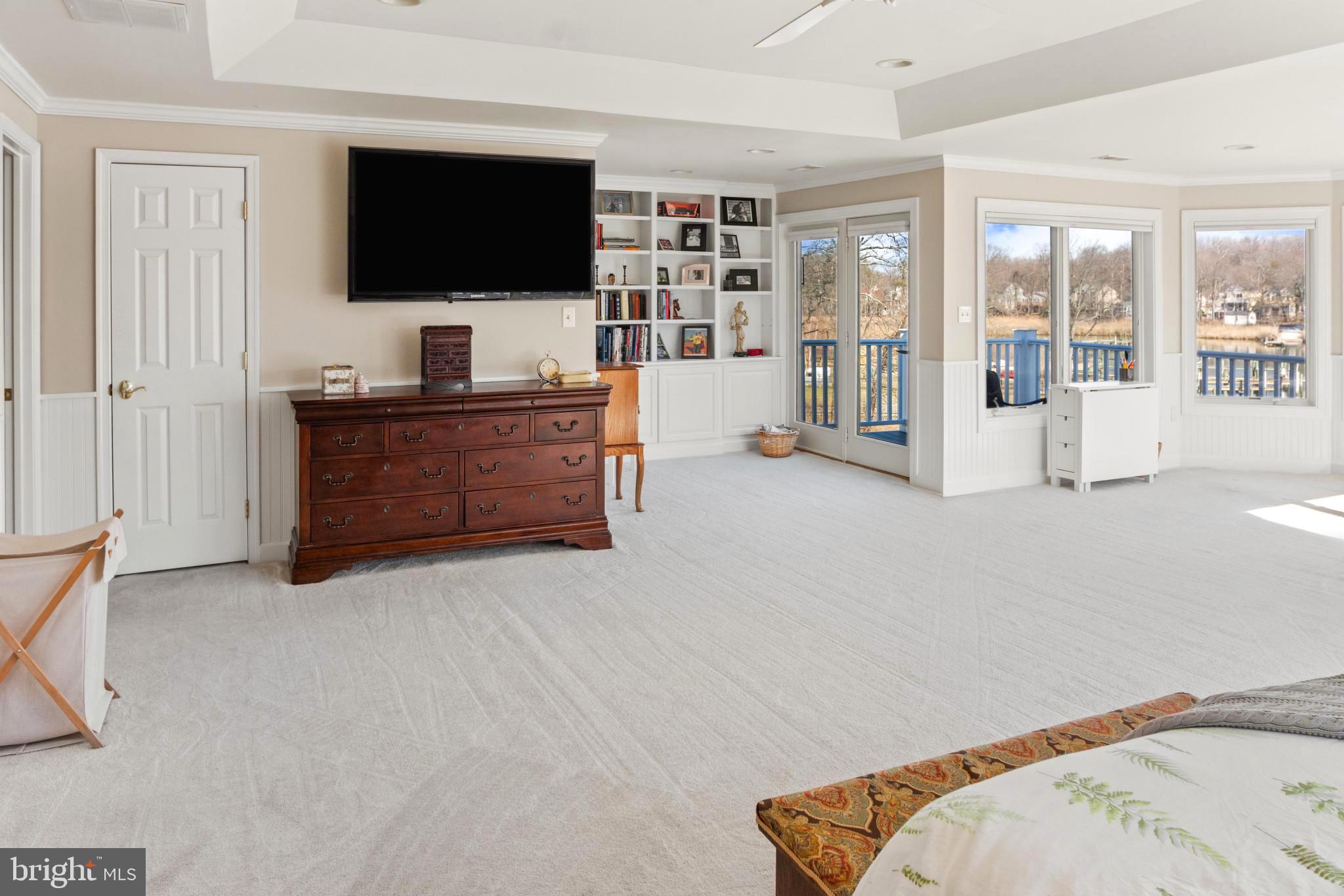 OYSTER HARBOR - Residential