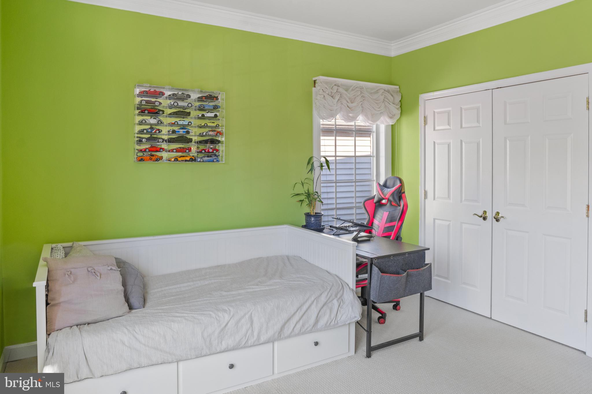 OYSTER HARBOR - Residential