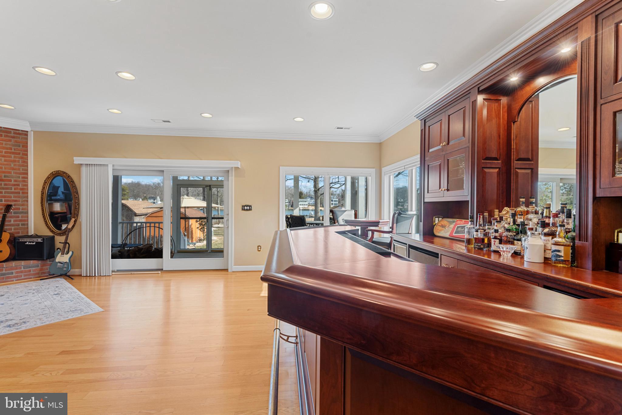 OYSTER HARBOR - Residential