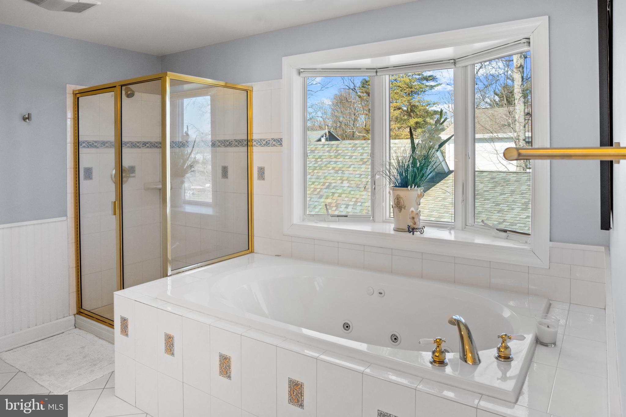 OYSTER HARBOR - Residential