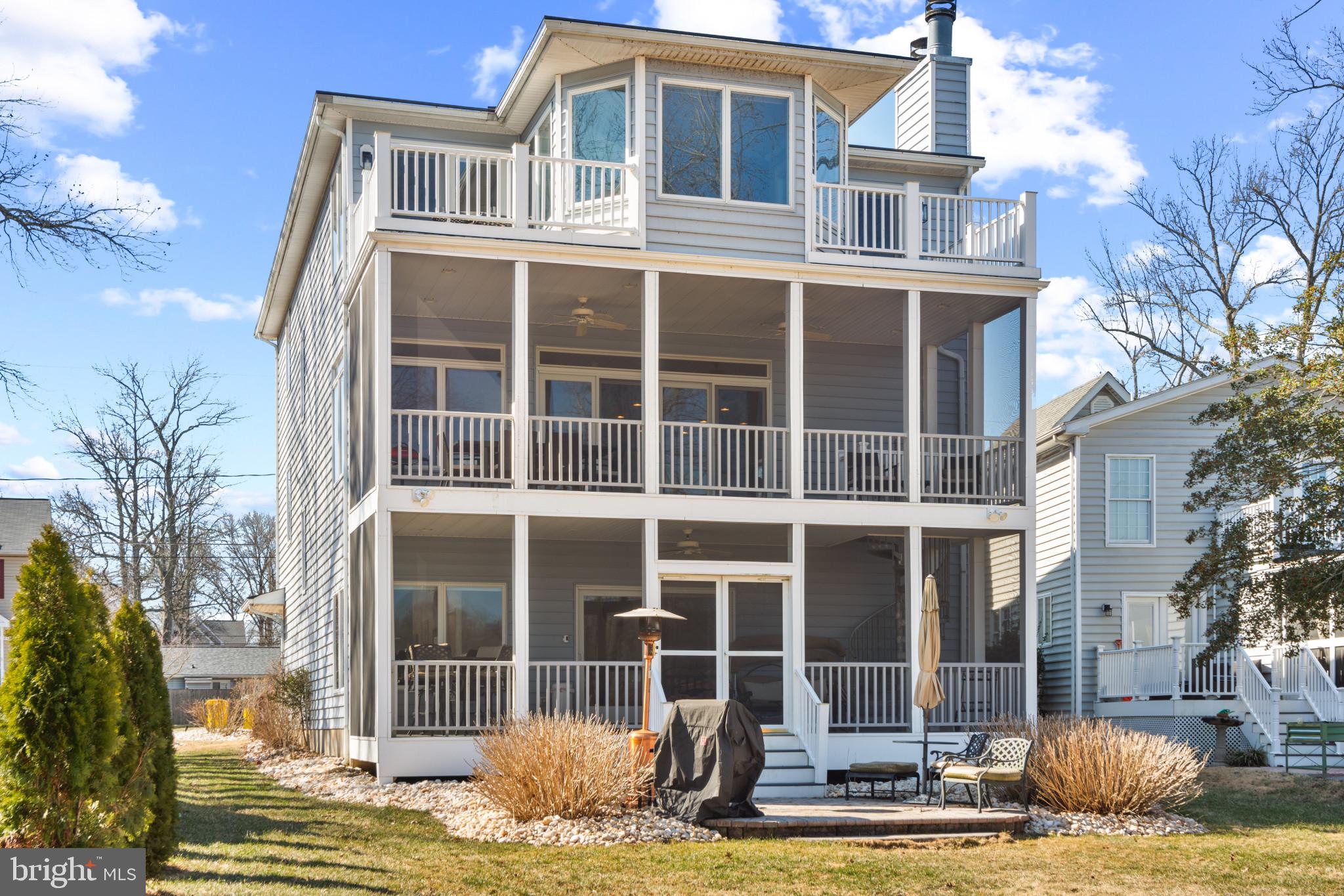 OYSTER HARBOR - Residential