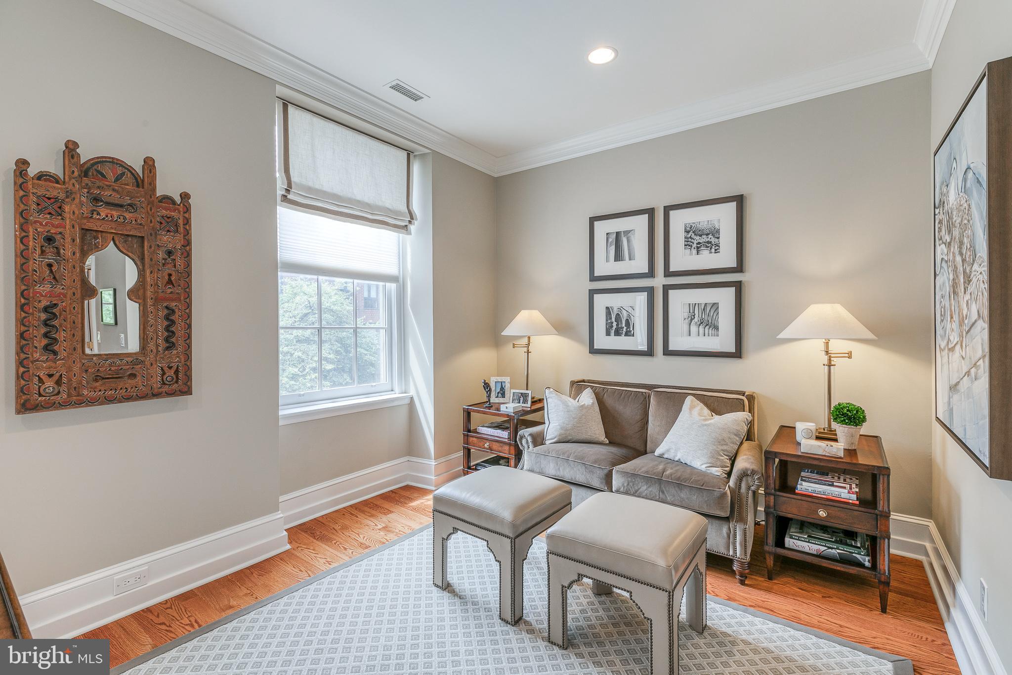 SOCIETY HILL - Residential