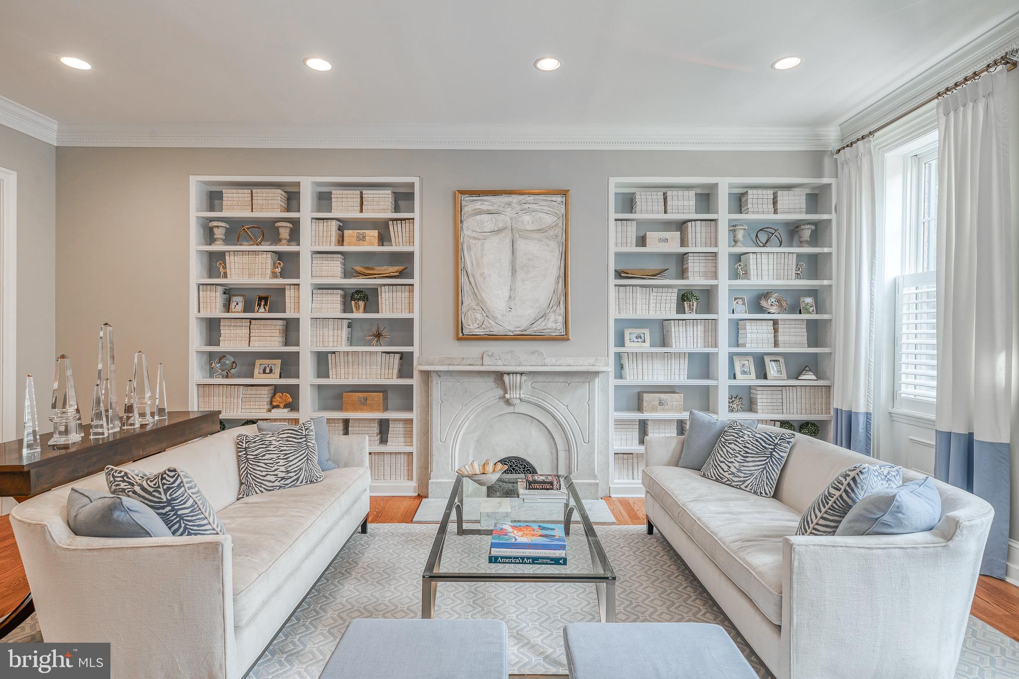 SOCIETY HILL - Residential