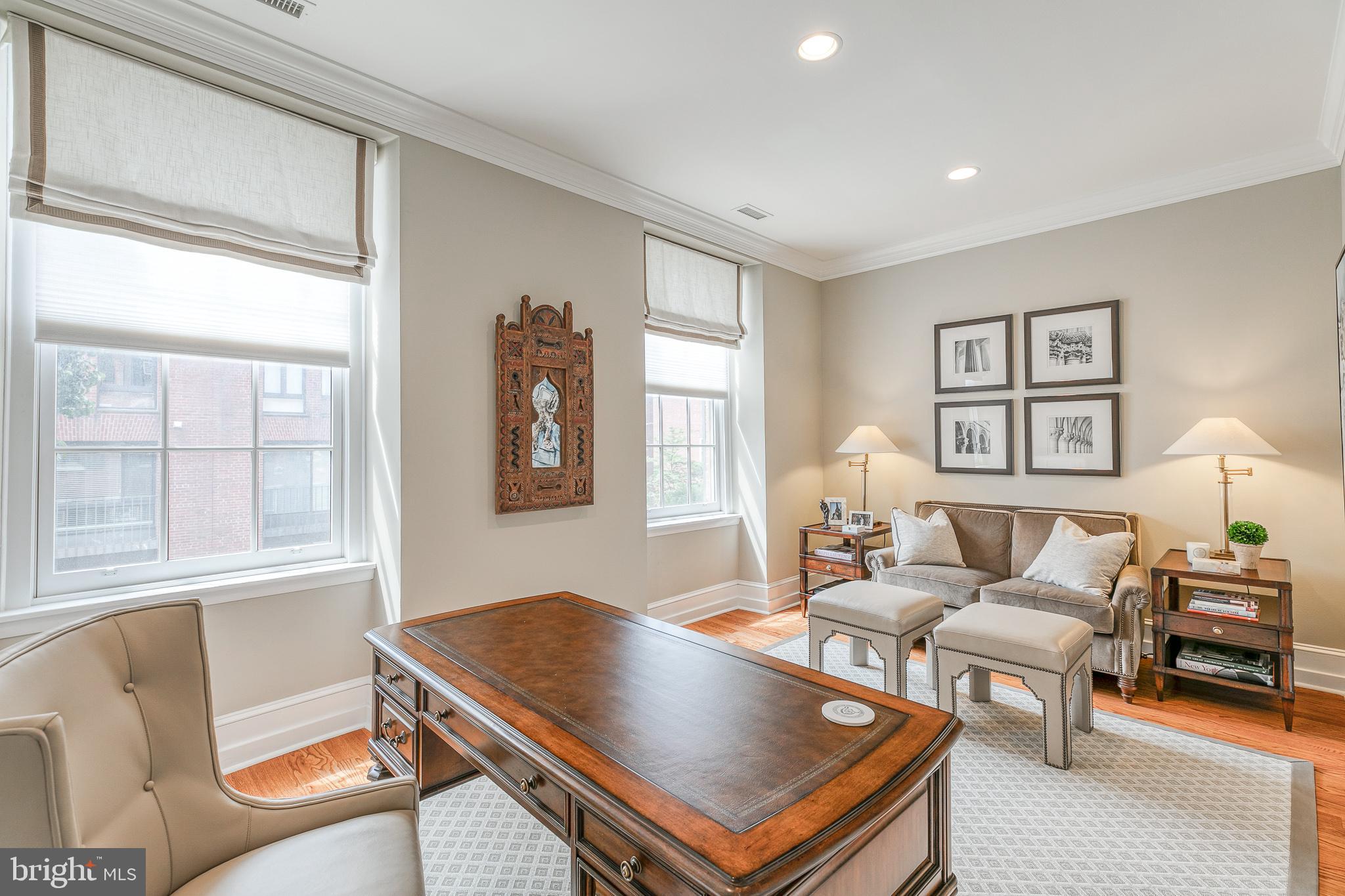 SOCIETY HILL - Residential