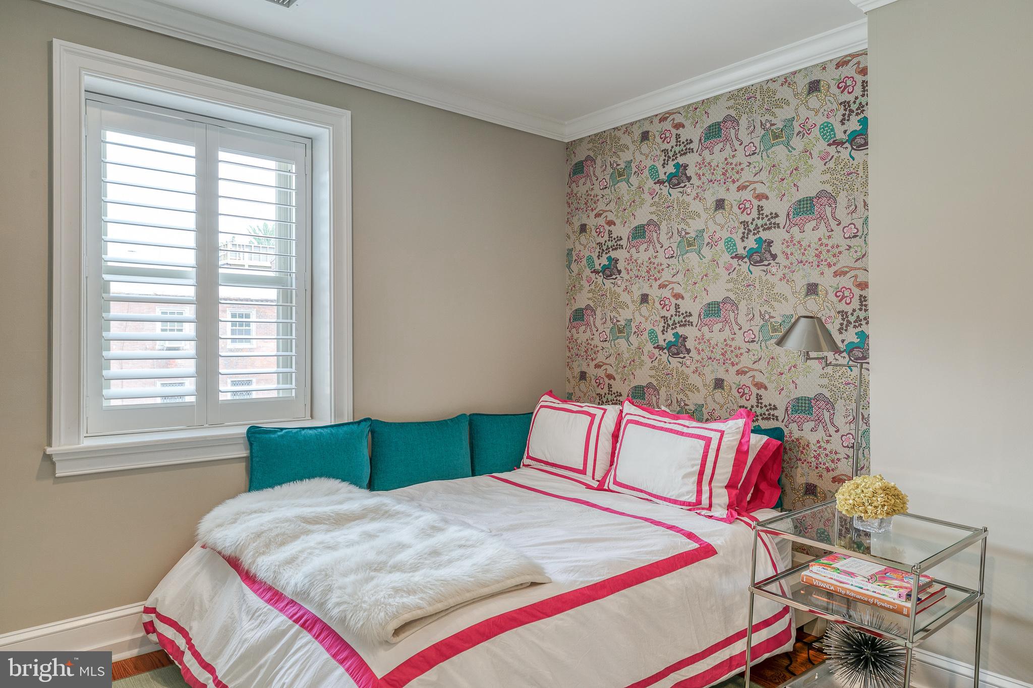 SOCIETY HILL - Residential