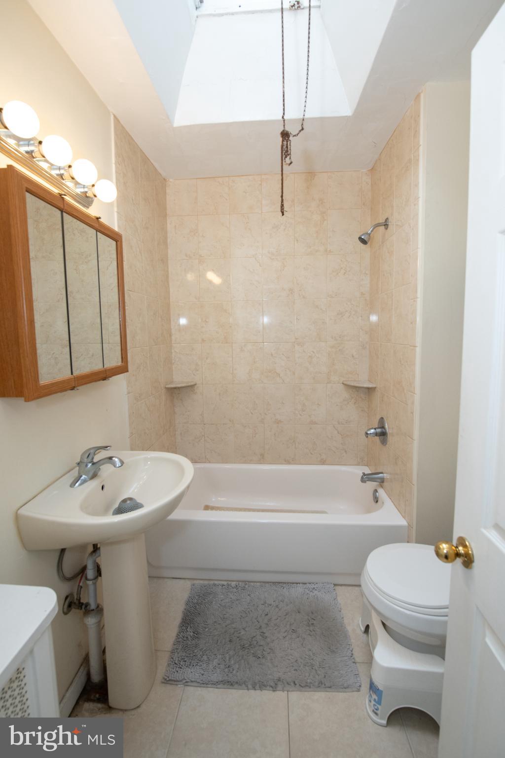 MAYFAIR - Residential