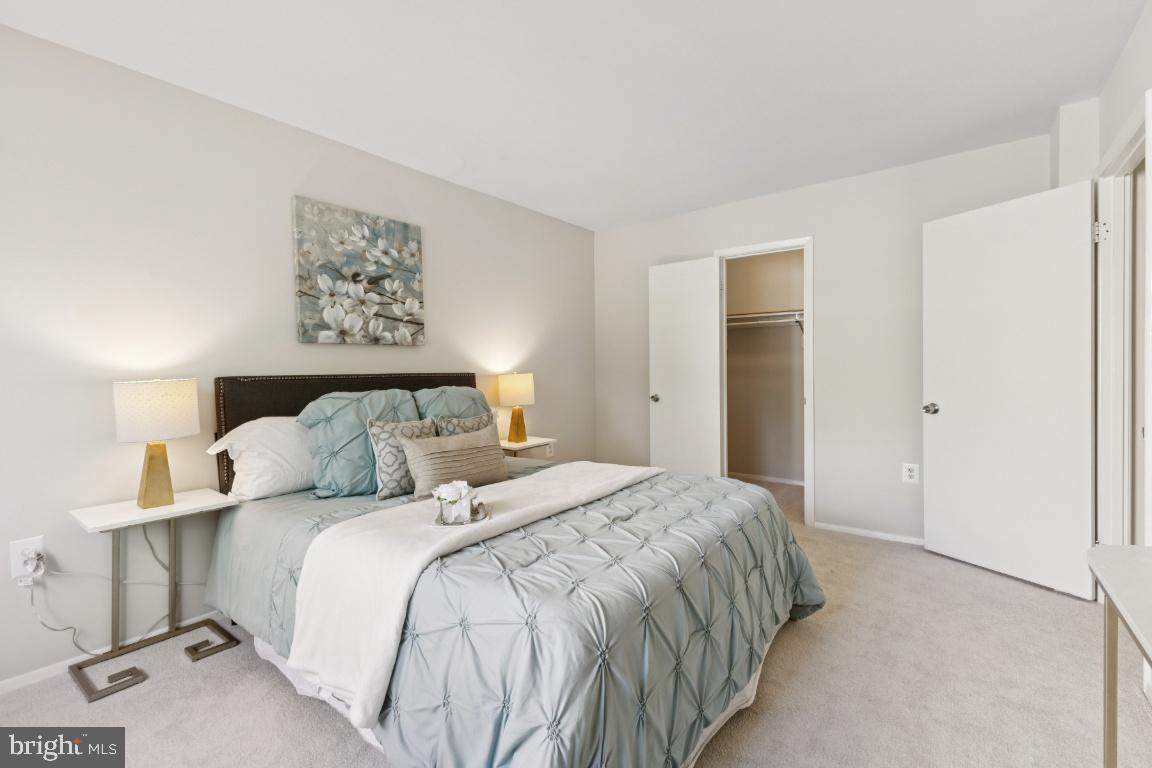 OCCOQUAN RIDGE - Residential