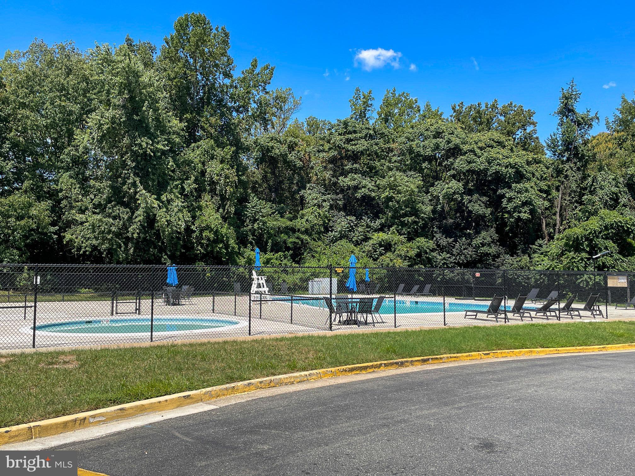 OCCOQUAN RIDGE - Residential