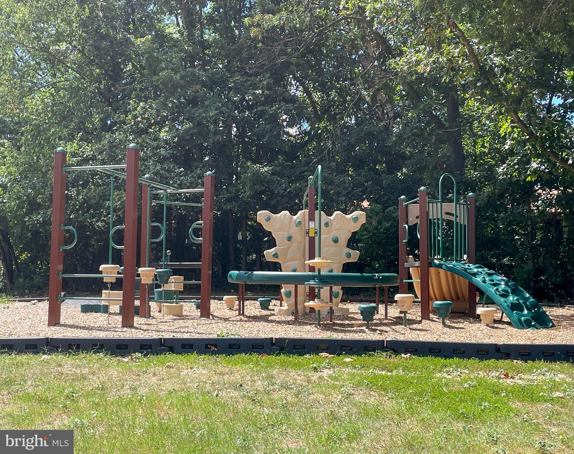 OCCOQUAN RIDGE - Residential