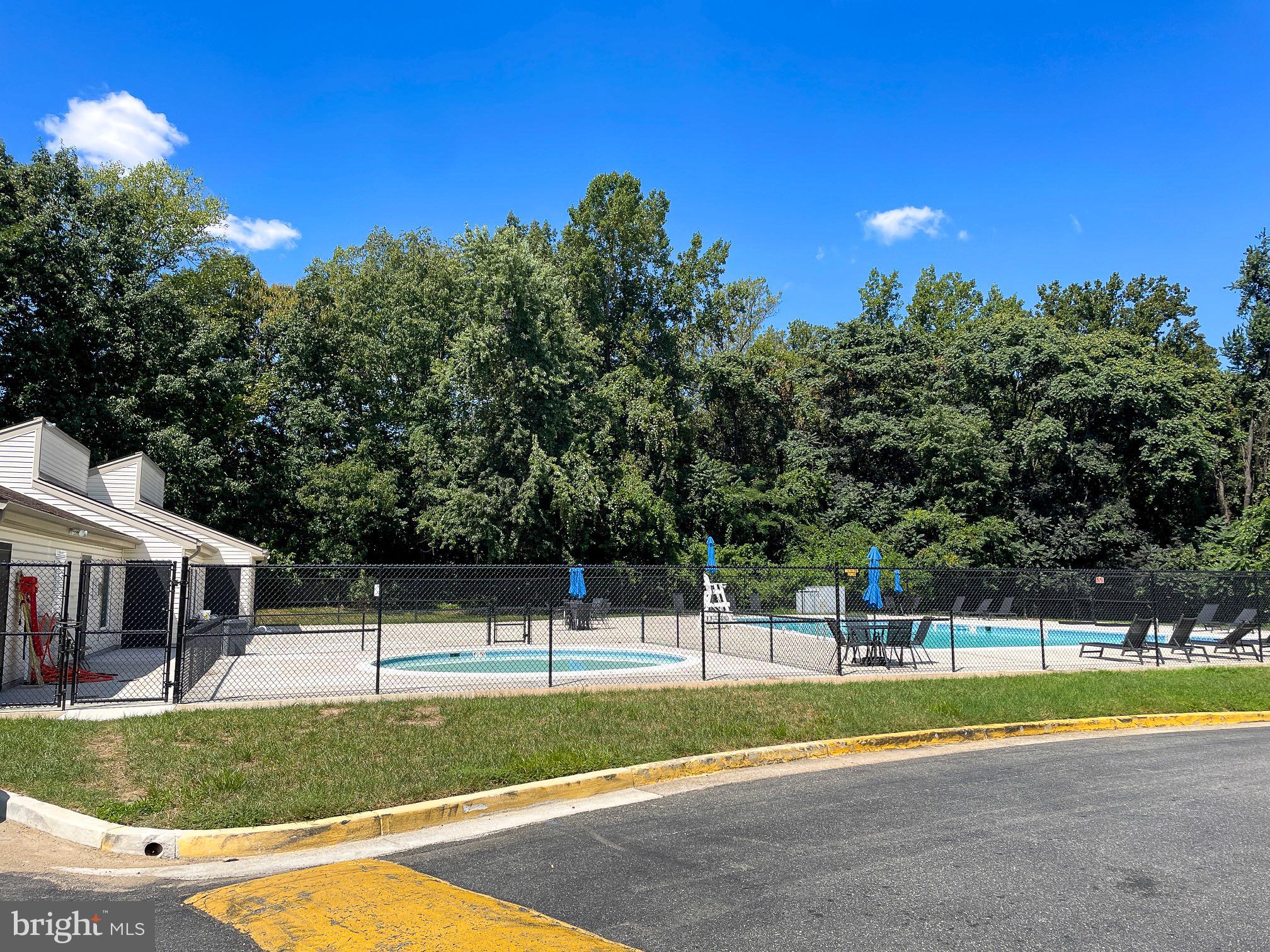 OCCOQUAN RIDGE - Residential