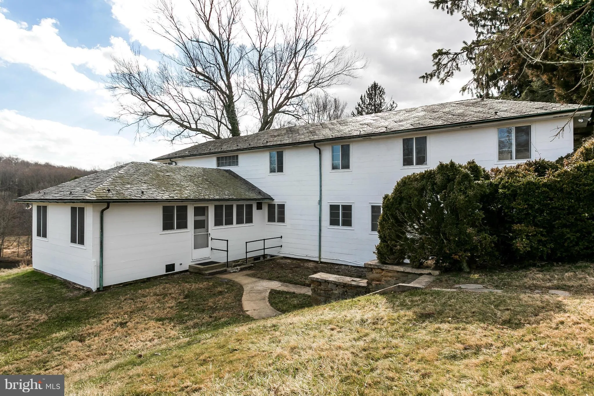 Lutherville Timonium, Maryland 21093, United States, 5 Bedrooms Bedrooms, ,6 BathroomsBathrooms,Residential,Contingent,75854