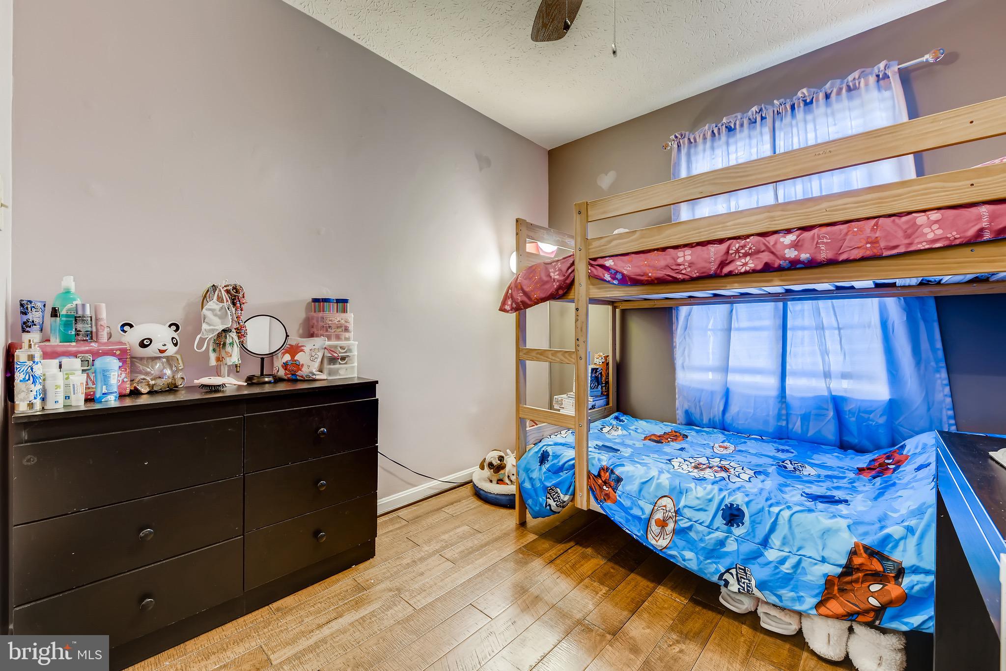 MIDDLE RIVER - Residential Lease