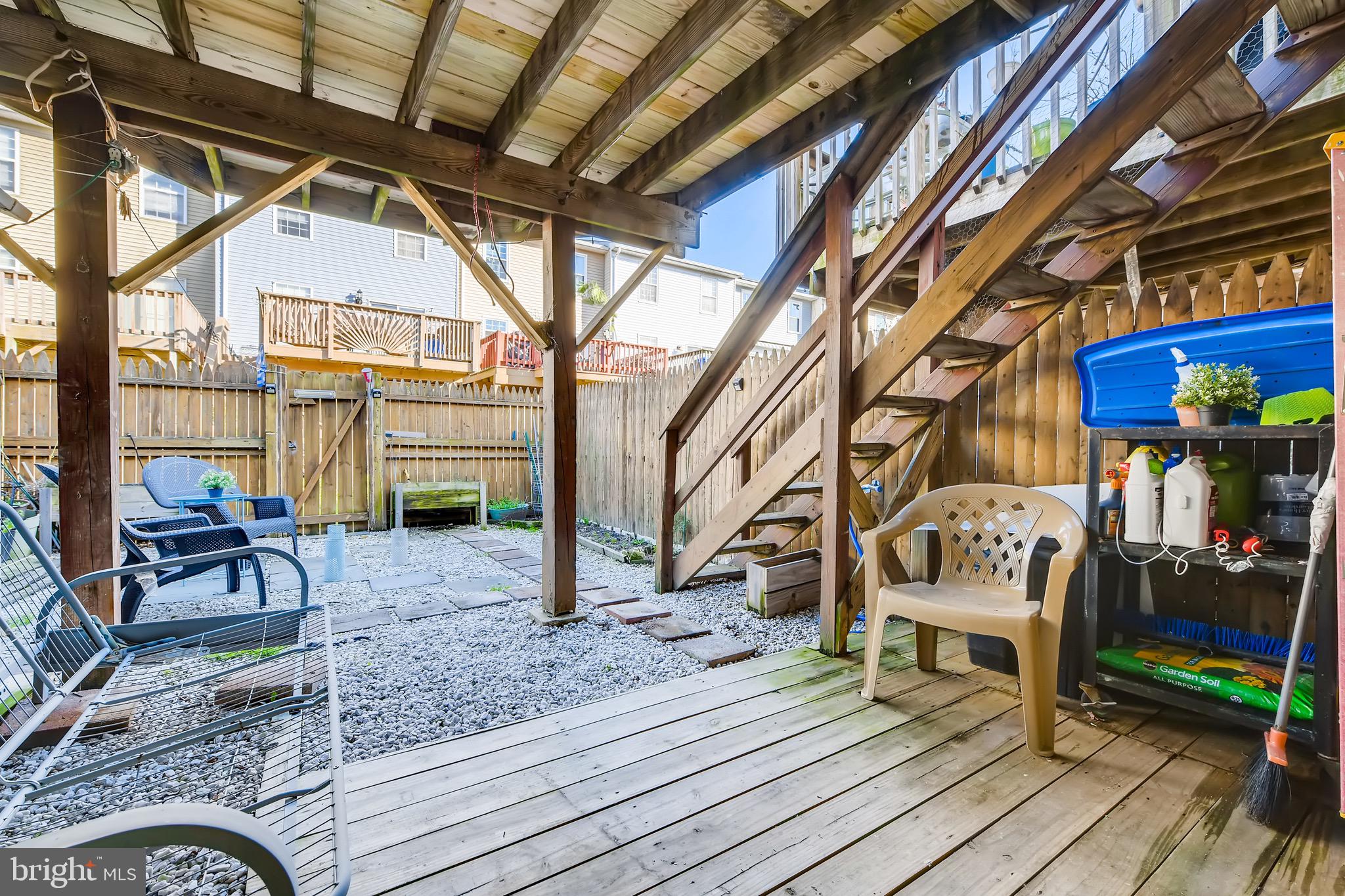 MIDDLE RIVER - Residential Lease