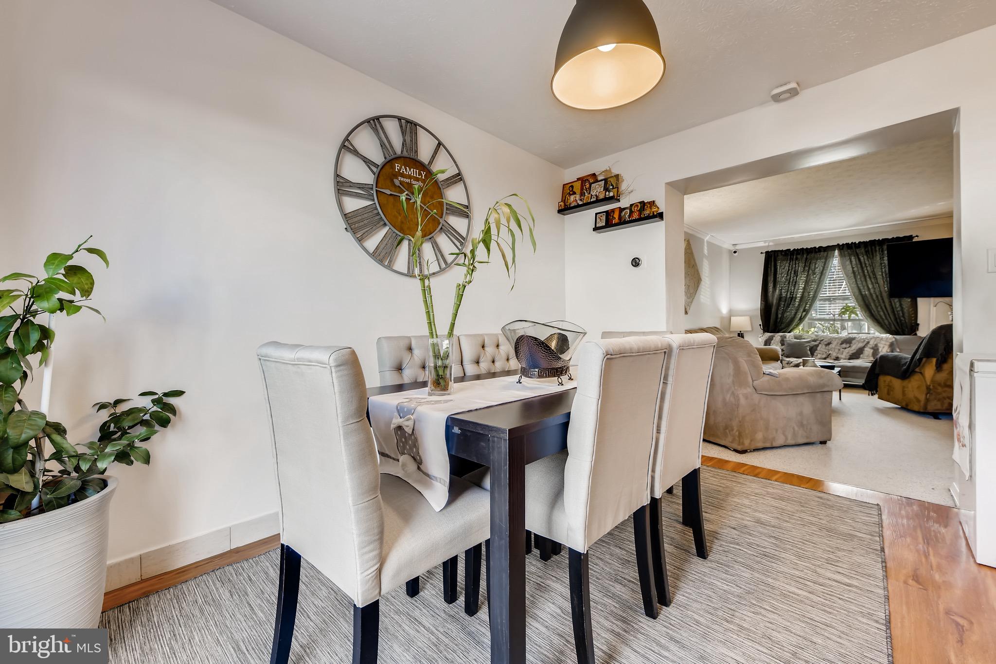 MIDDLE RIVER - Residential Lease