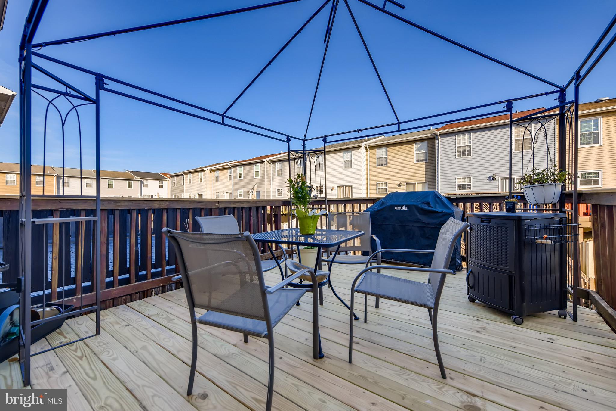 MIDDLE RIVER - Residential Lease