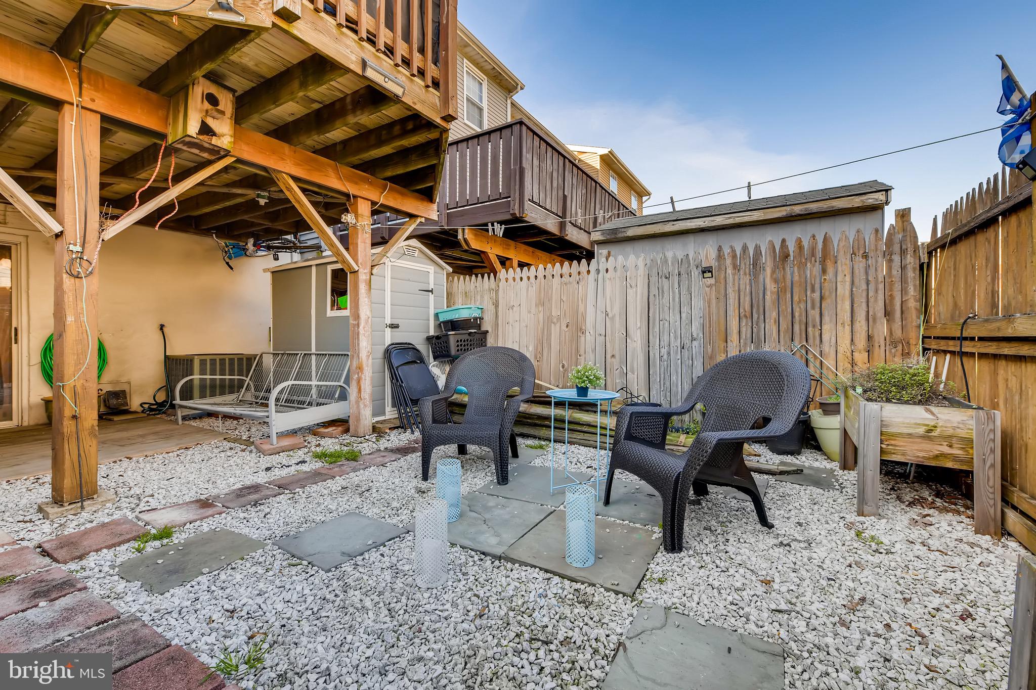 MIDDLE RIVER - Residential Lease