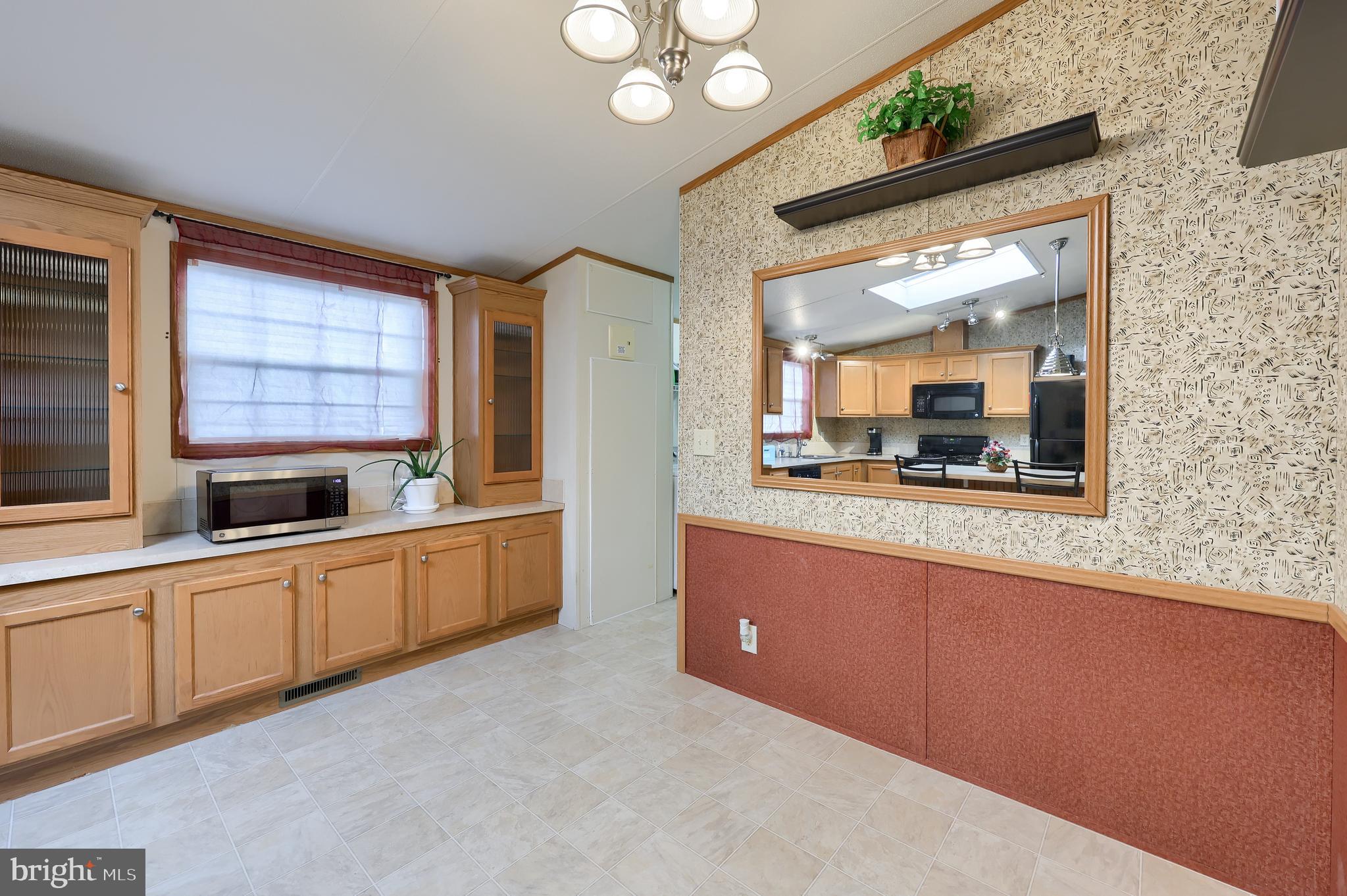 SUNSET ESTATES MHP - Residential