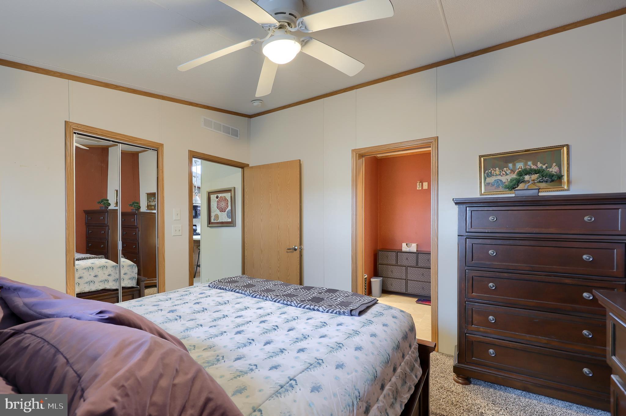 SUNSET ESTATES MHP - Residential