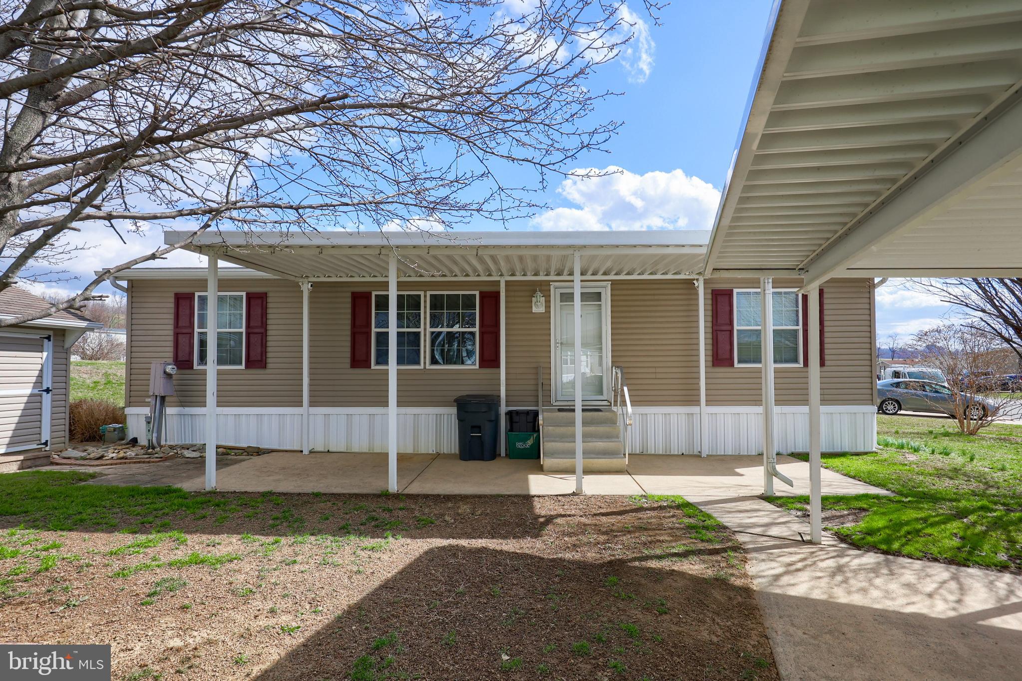 SUNSET ESTATES MHP - Residential