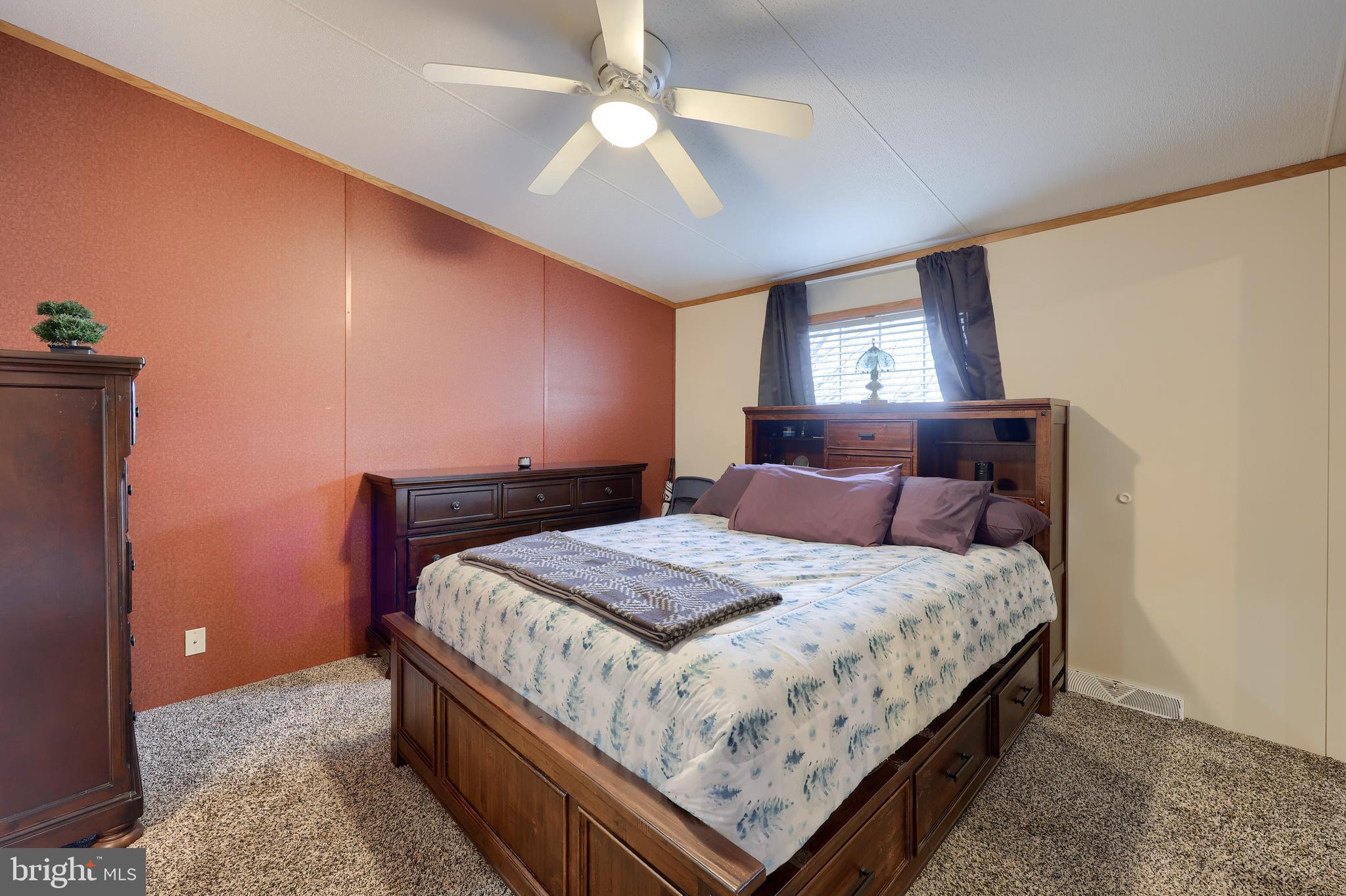 SUNSET ESTATES MHP - Residential