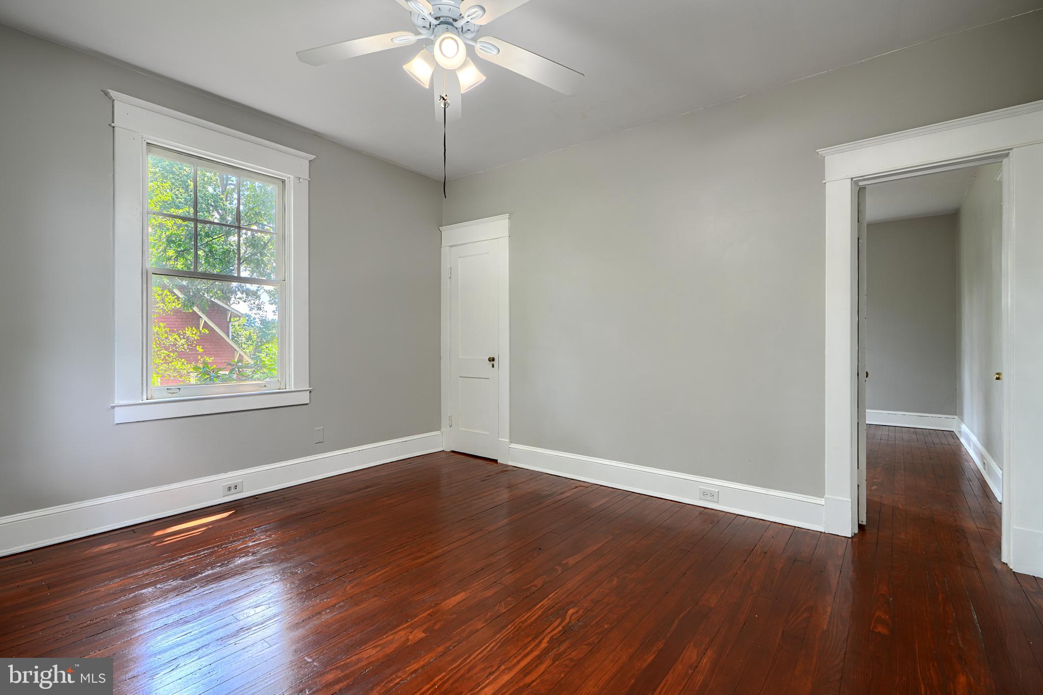 HUNTING RIDGE HISTORIC DISTRICT - Residential Lease