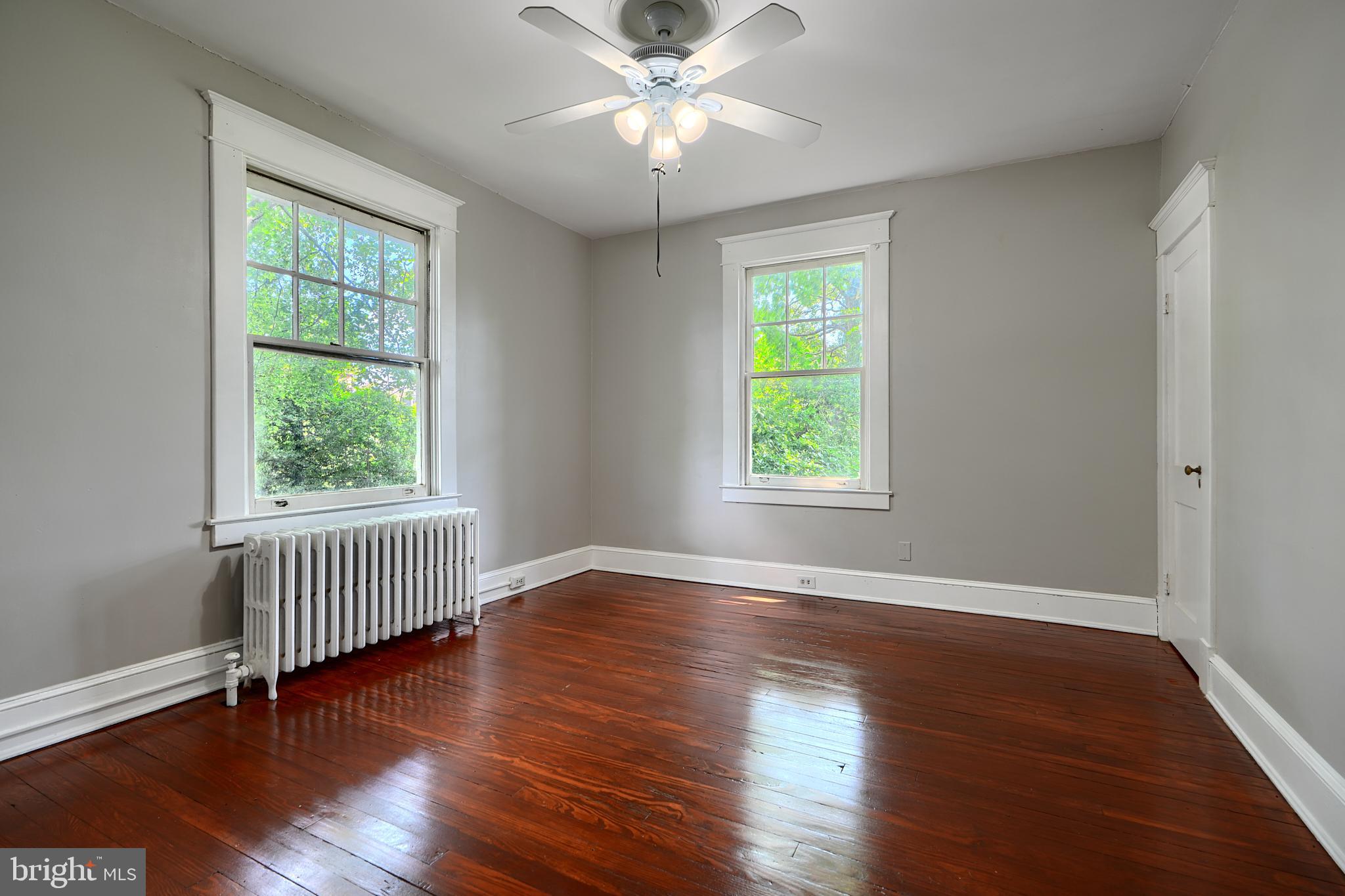 HUNTING RIDGE HISTORIC DISTRICT - Residential Lease