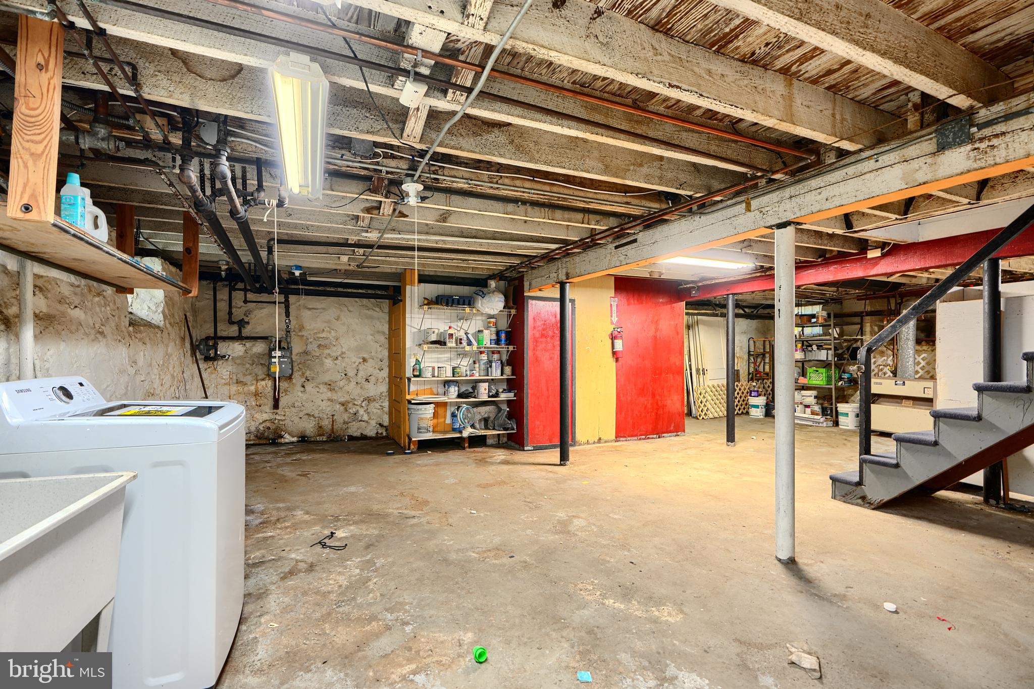 HUNTING RIDGE HISTORIC DISTRICT - Residential Lease