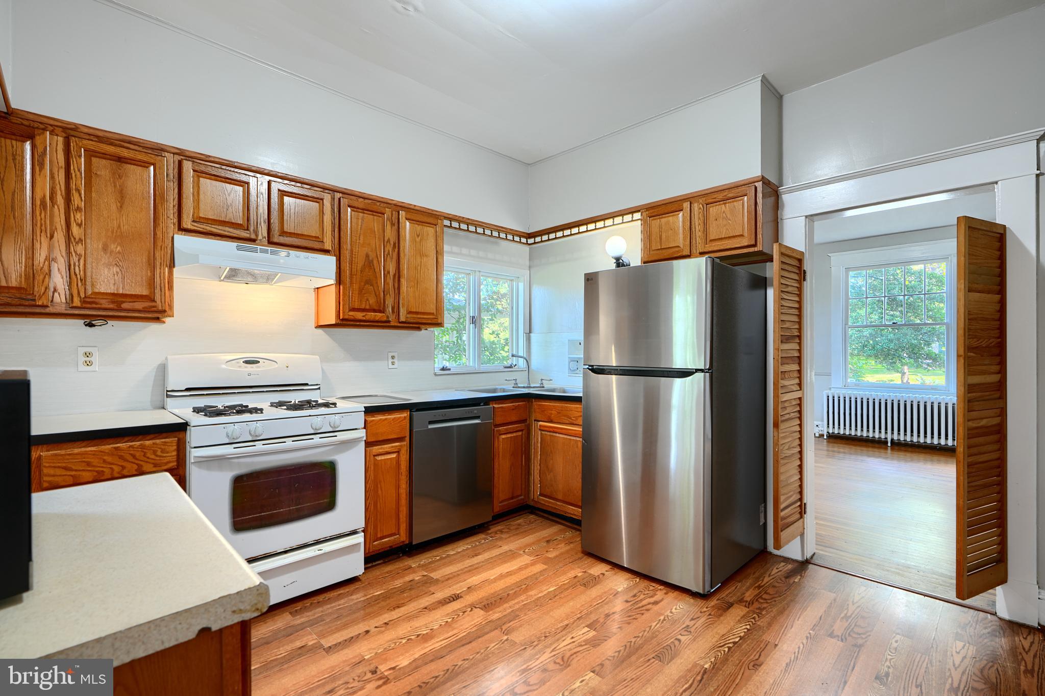 HUNTING RIDGE HISTORIC DISTRICT - Residential Lease