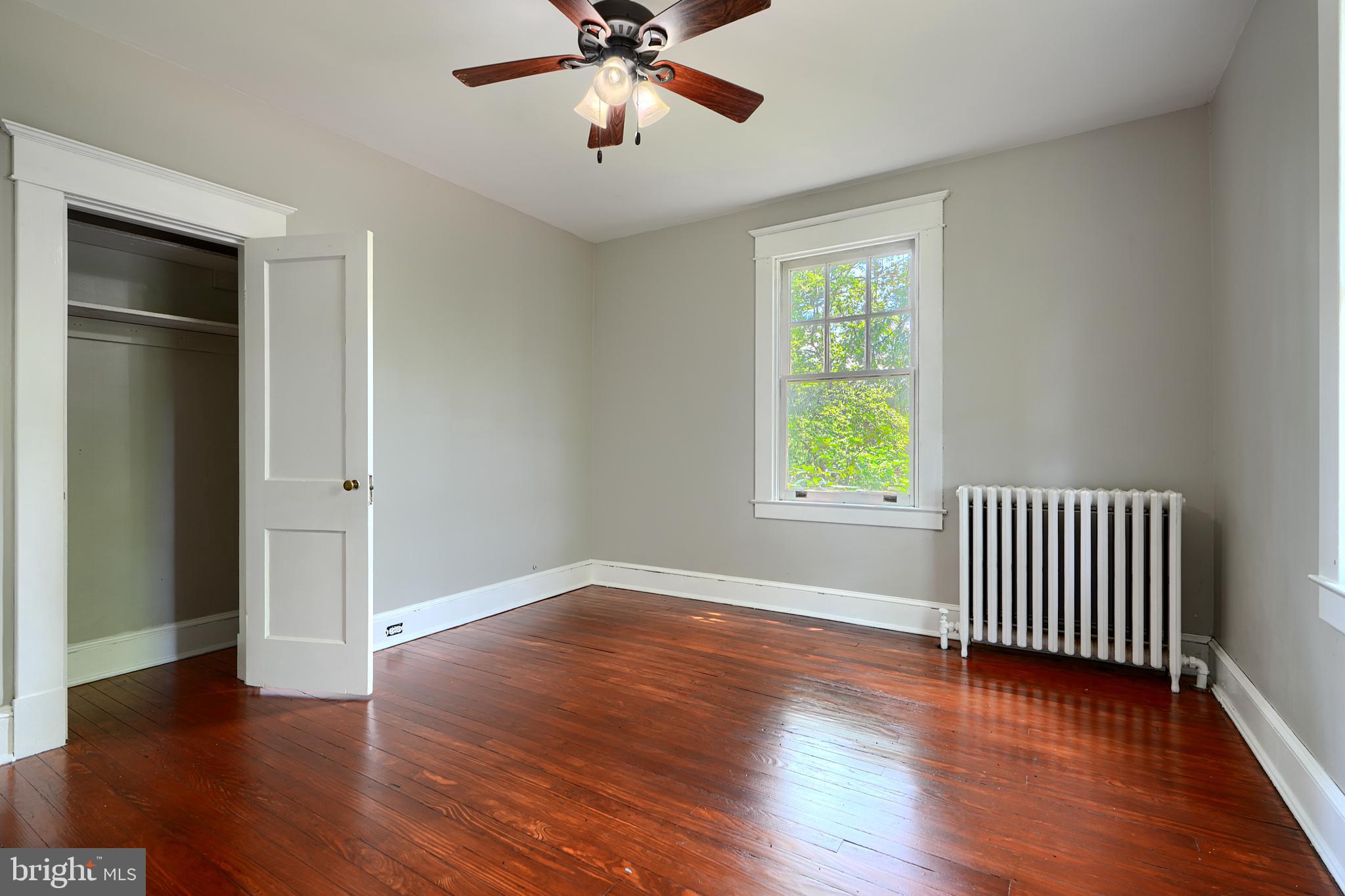 HUNTING RIDGE HISTORIC DISTRICT - Residential Lease