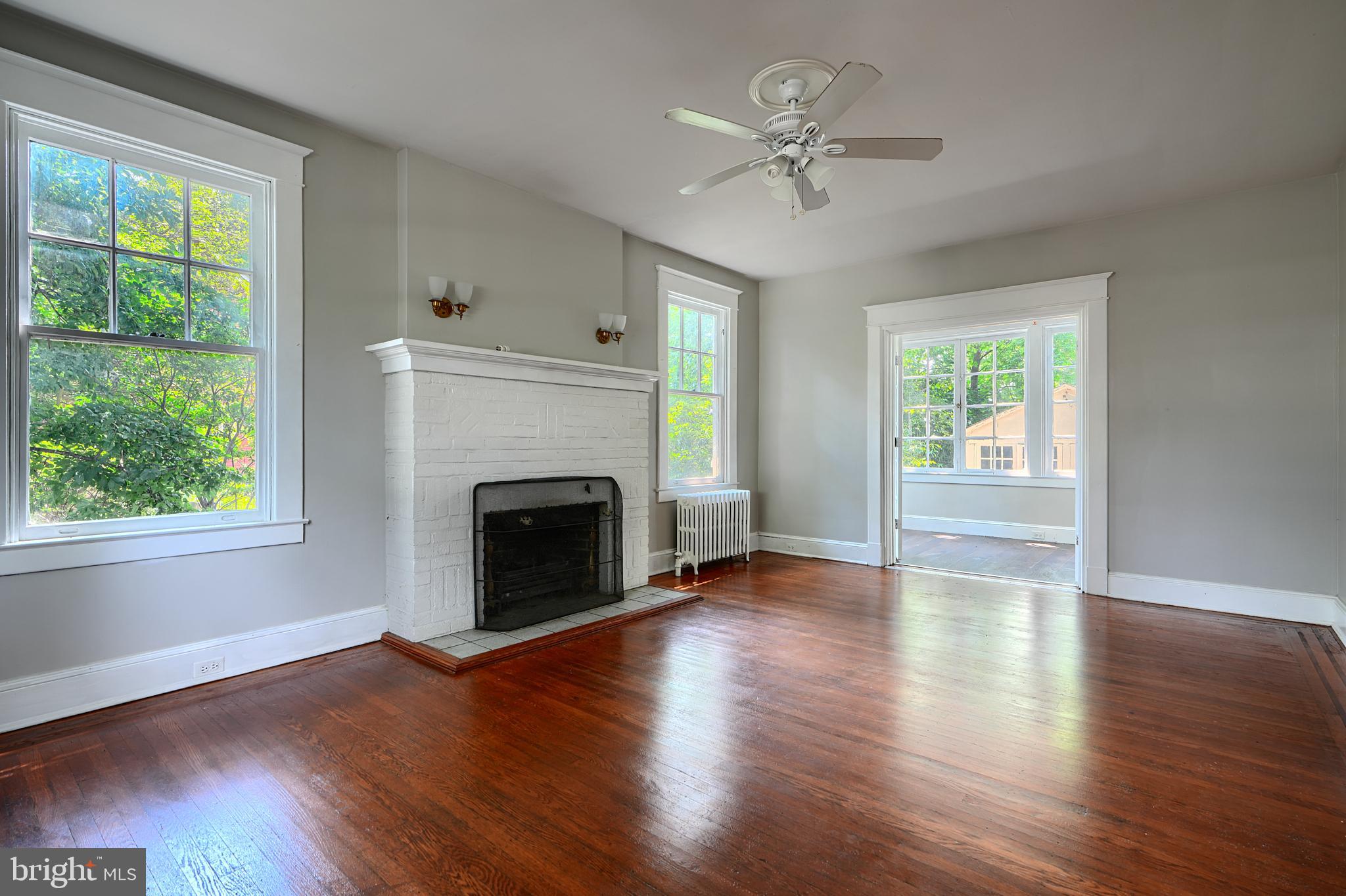 HUNTING RIDGE HISTORIC DISTRICT - Residential Lease