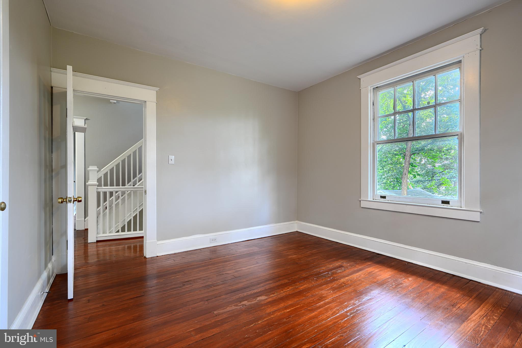 HUNTING RIDGE HISTORIC DISTRICT - Residential Lease