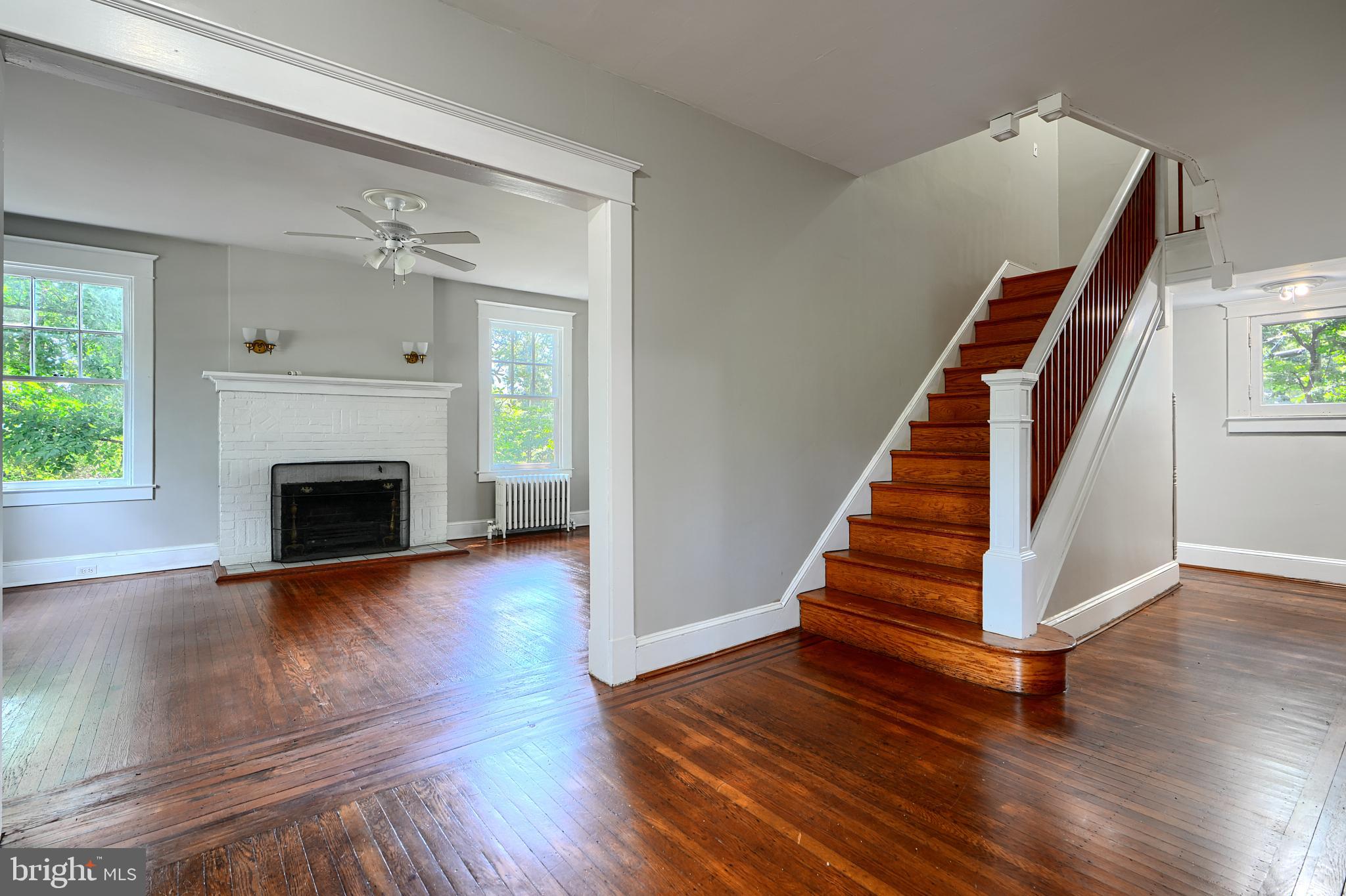 HUNTING RIDGE HISTORIC DISTRICT - Residential Lease