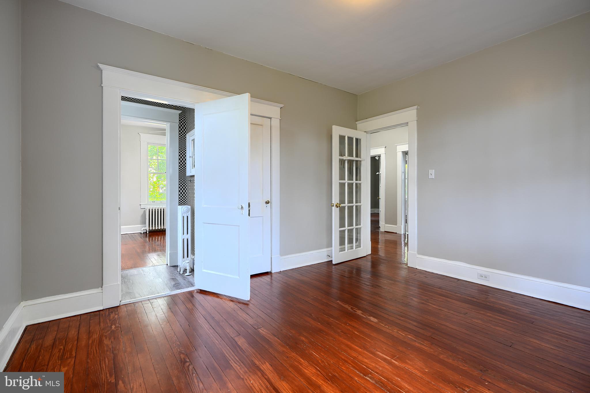 HUNTING RIDGE HISTORIC DISTRICT - Residential Lease