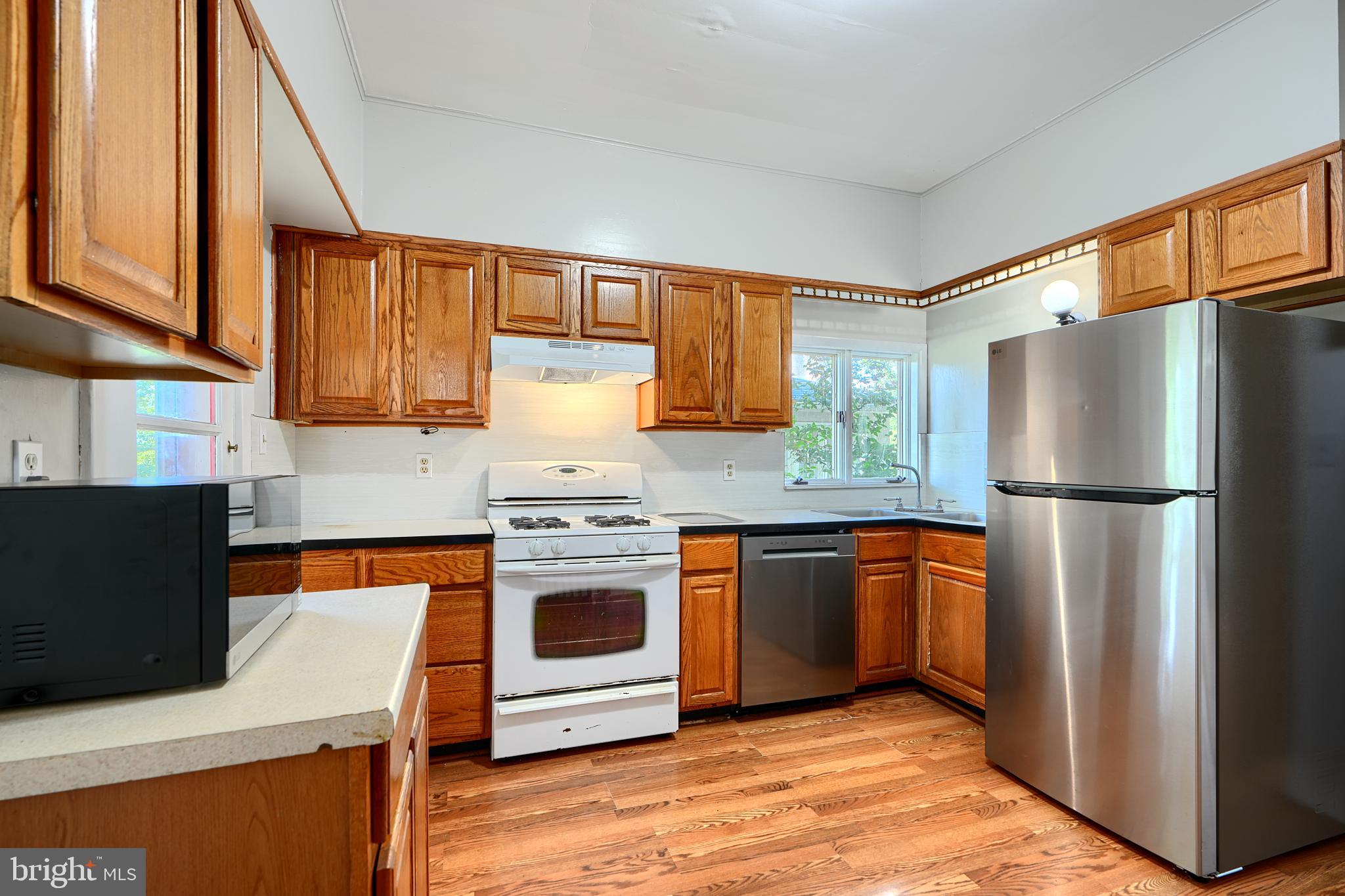 HUNTING RIDGE HISTORIC DISTRICT - Residential Lease