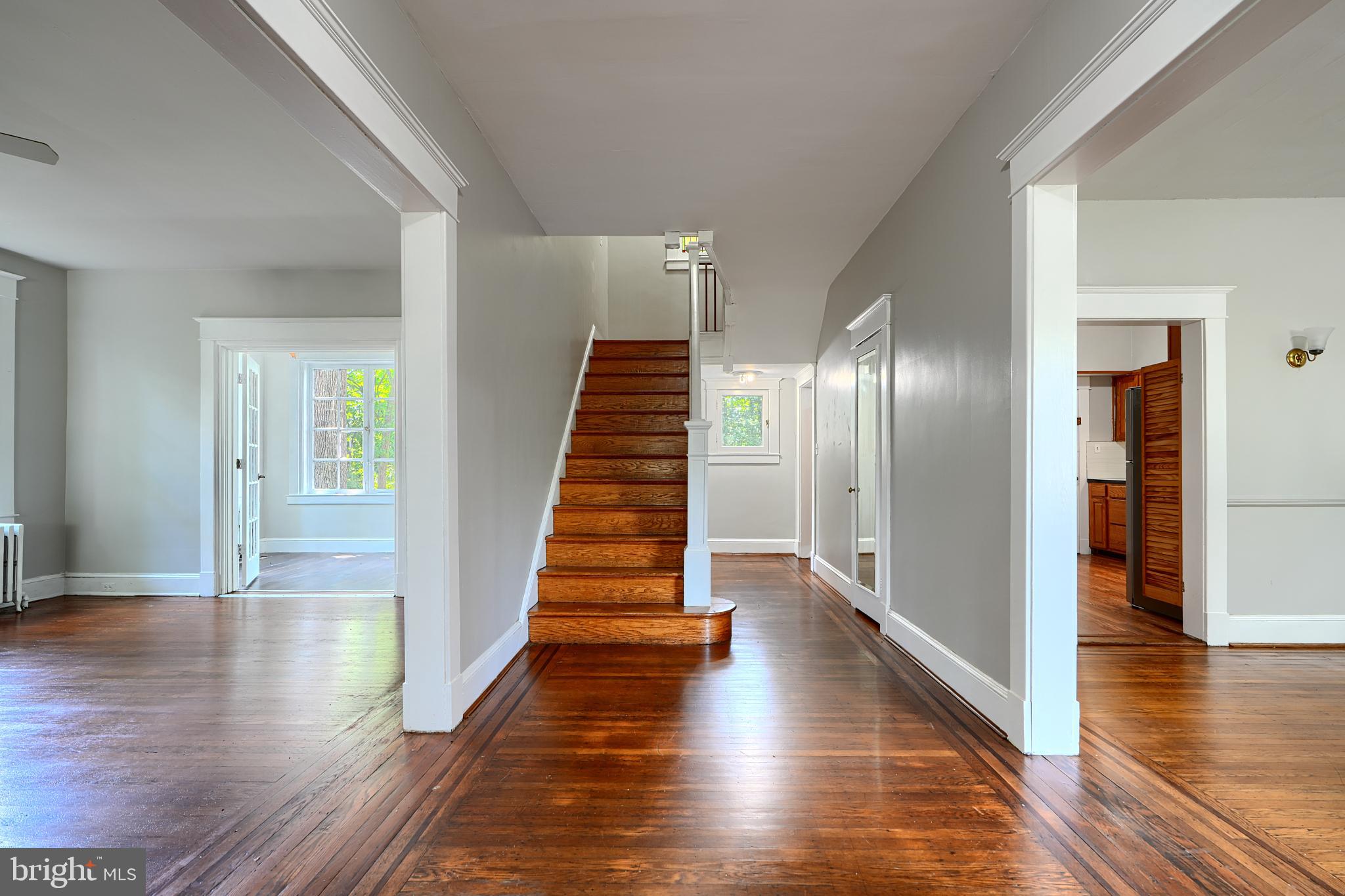 HUNTING RIDGE HISTORIC DISTRICT - Residential Lease