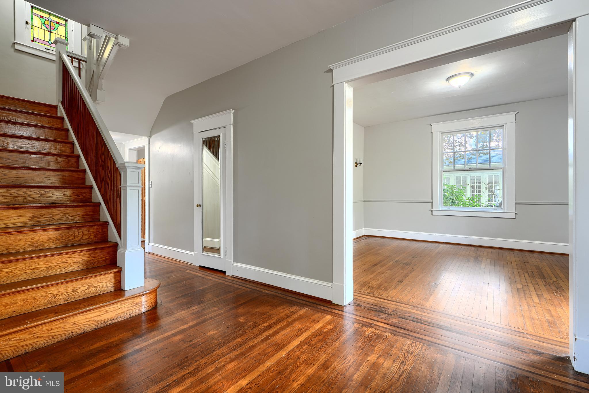 HUNTING RIDGE HISTORIC DISTRICT - Residential Lease